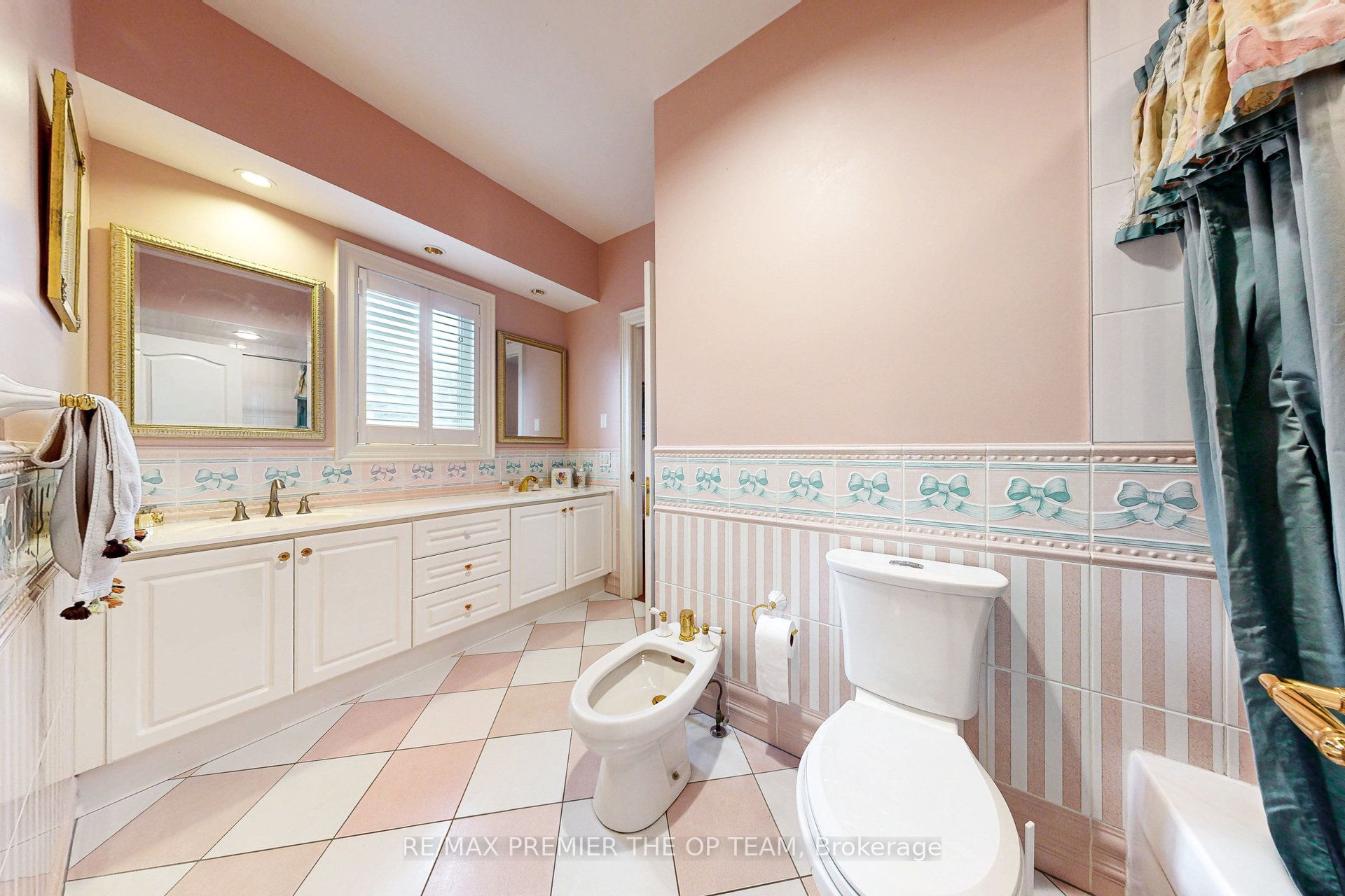 86 Muzich Place Property Photo 23