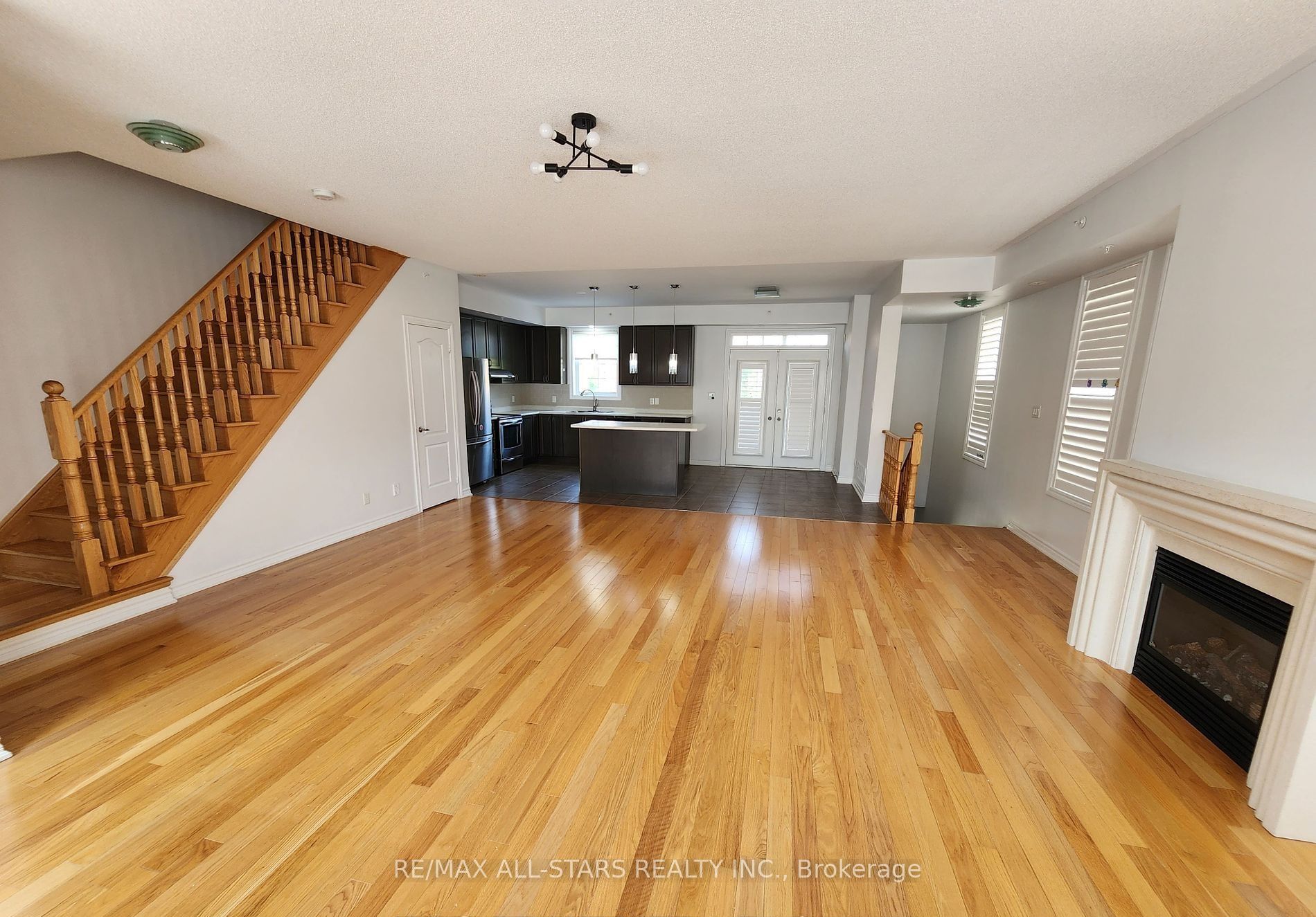 60 Cathedral High Street Property Photo 4