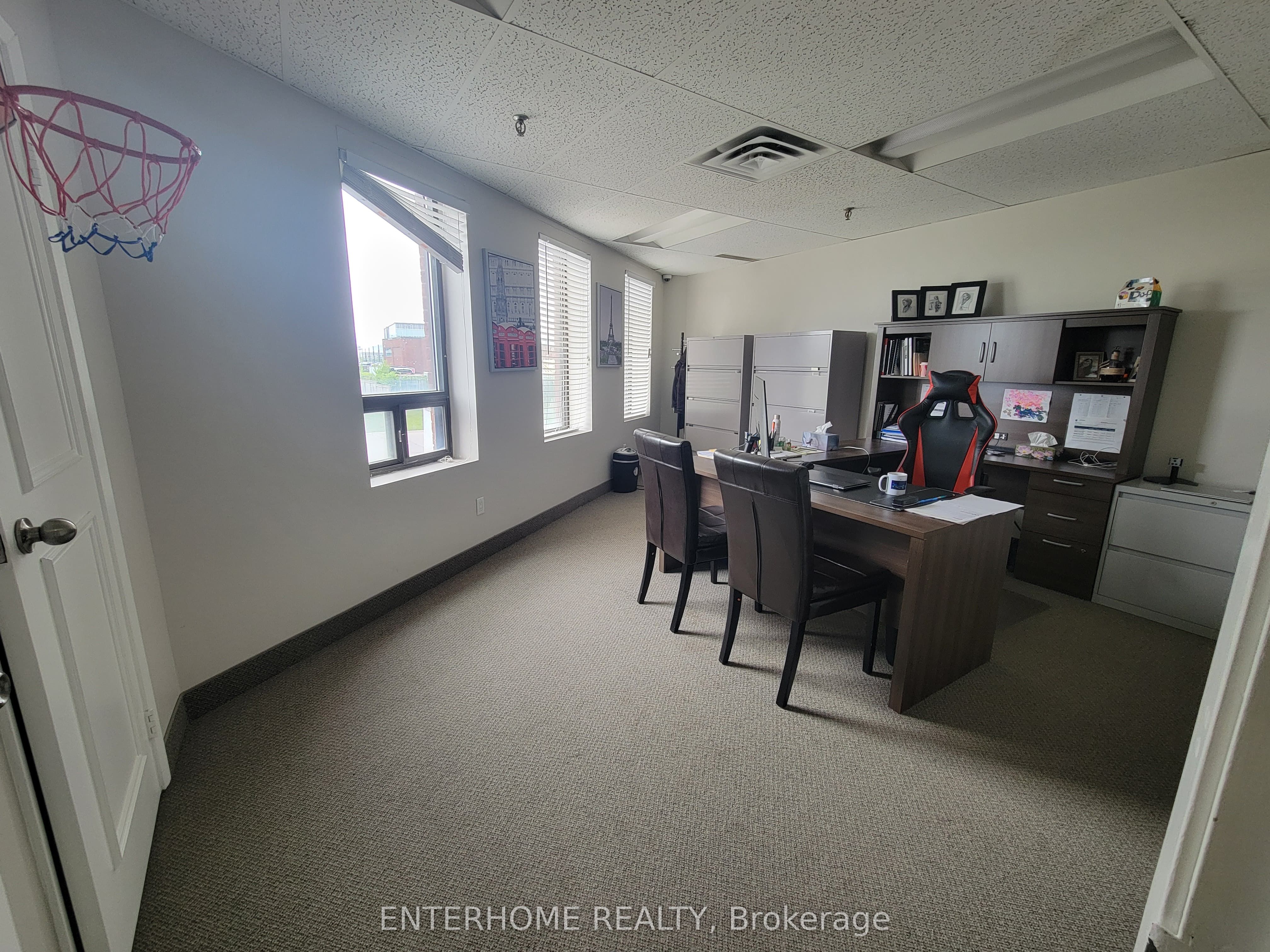 80 Ashbridge Cir Property Photo 20