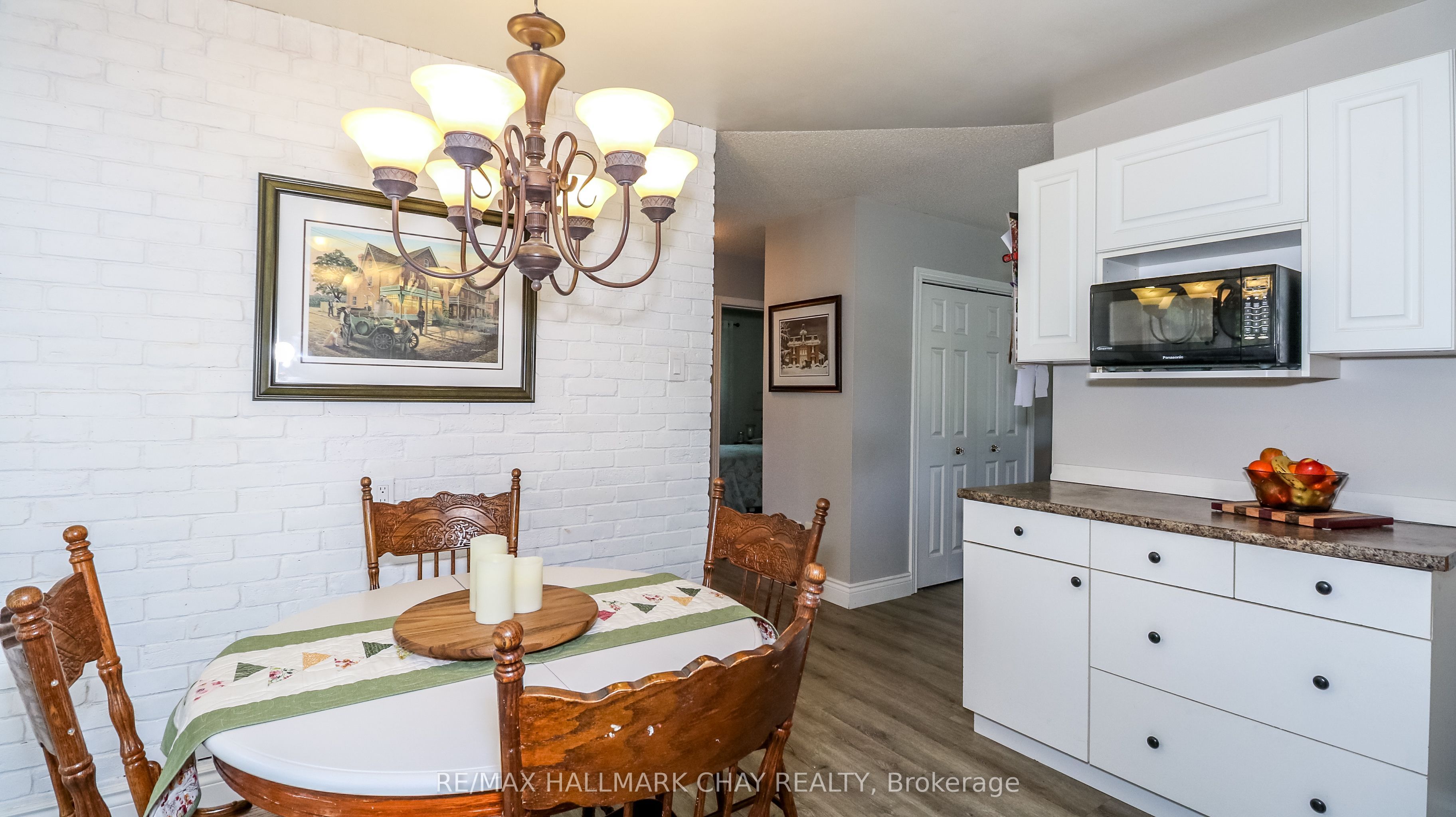 5142 30 Side Road Property Photo 17