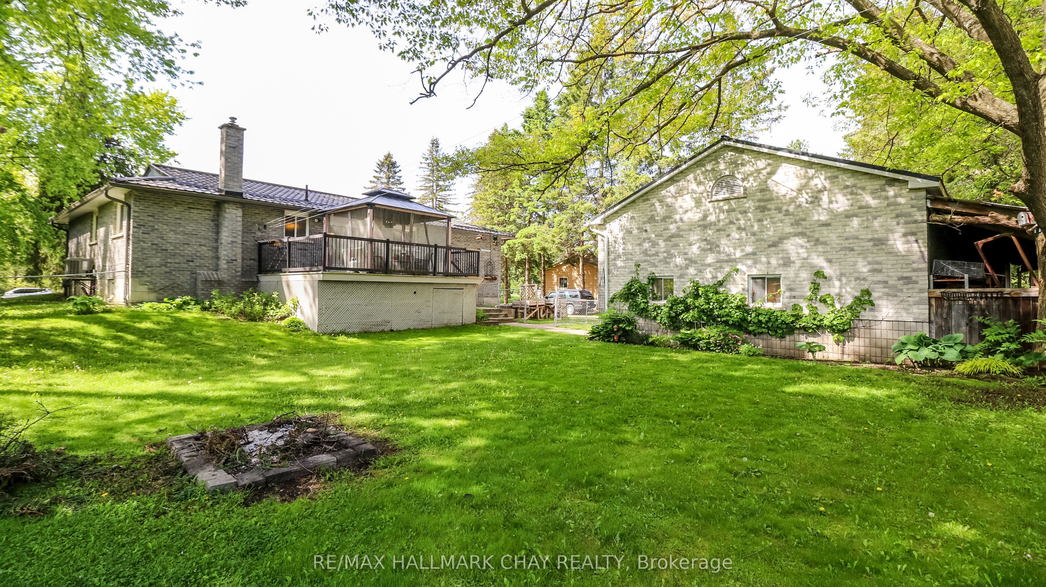 5142 30 Side Road Property Photo 35