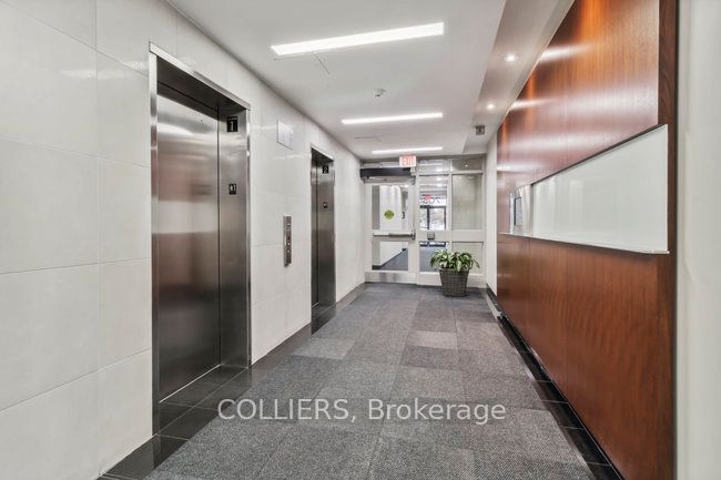 #700 - 7030 Woodbine Avenue Property Photo 4