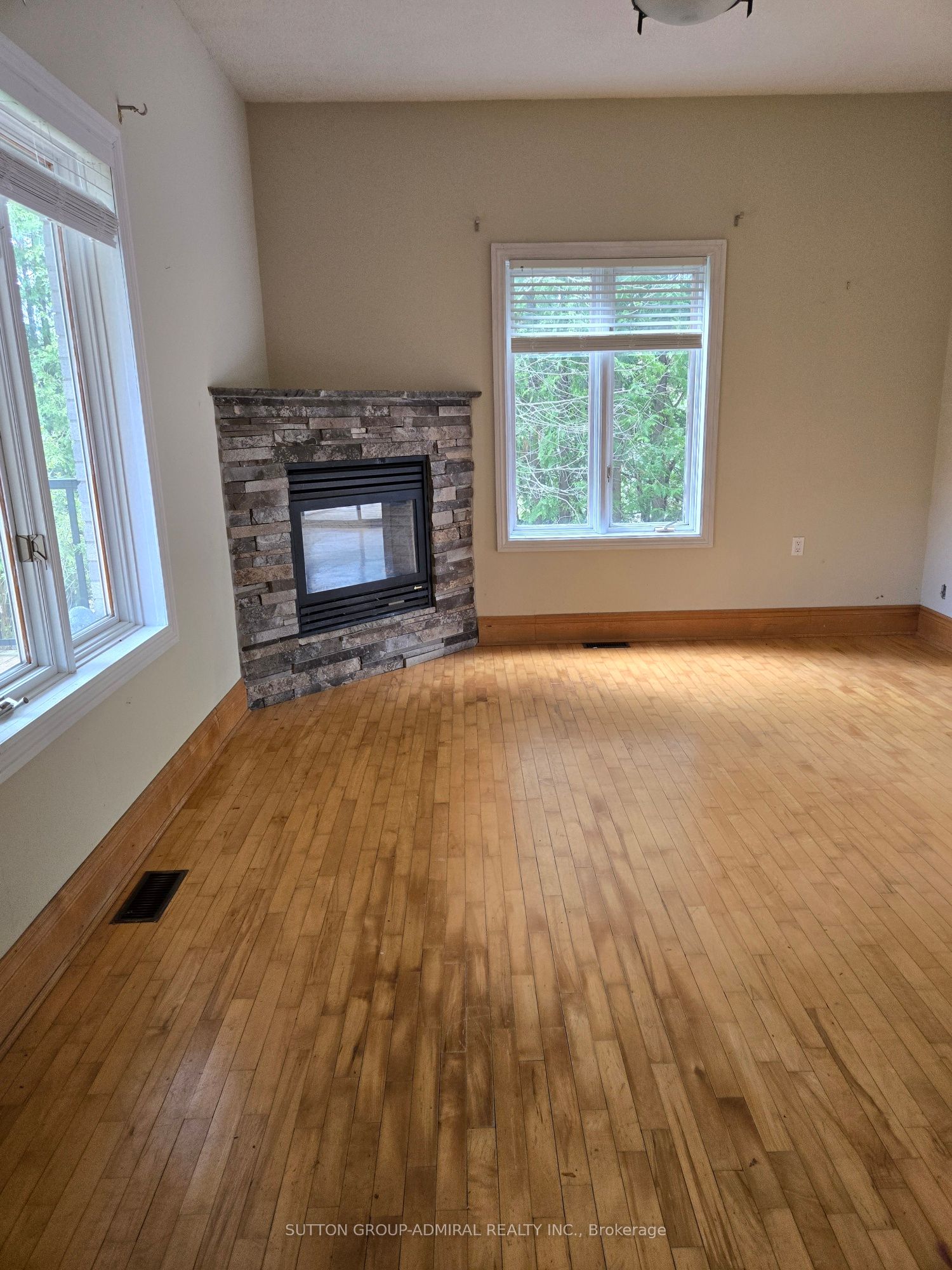 4212 Vivian Road Property Photo 5
