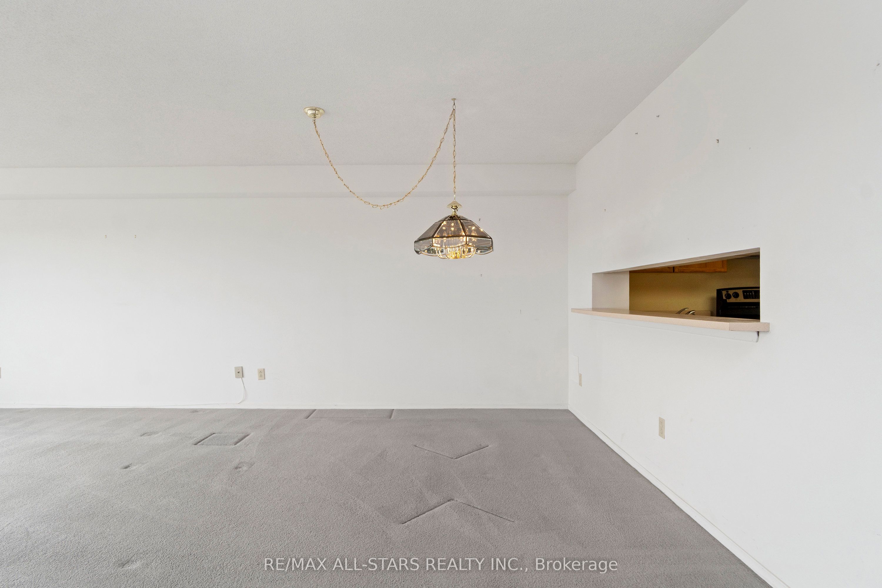 2 Raymerville Drive 718 Property Photo 8