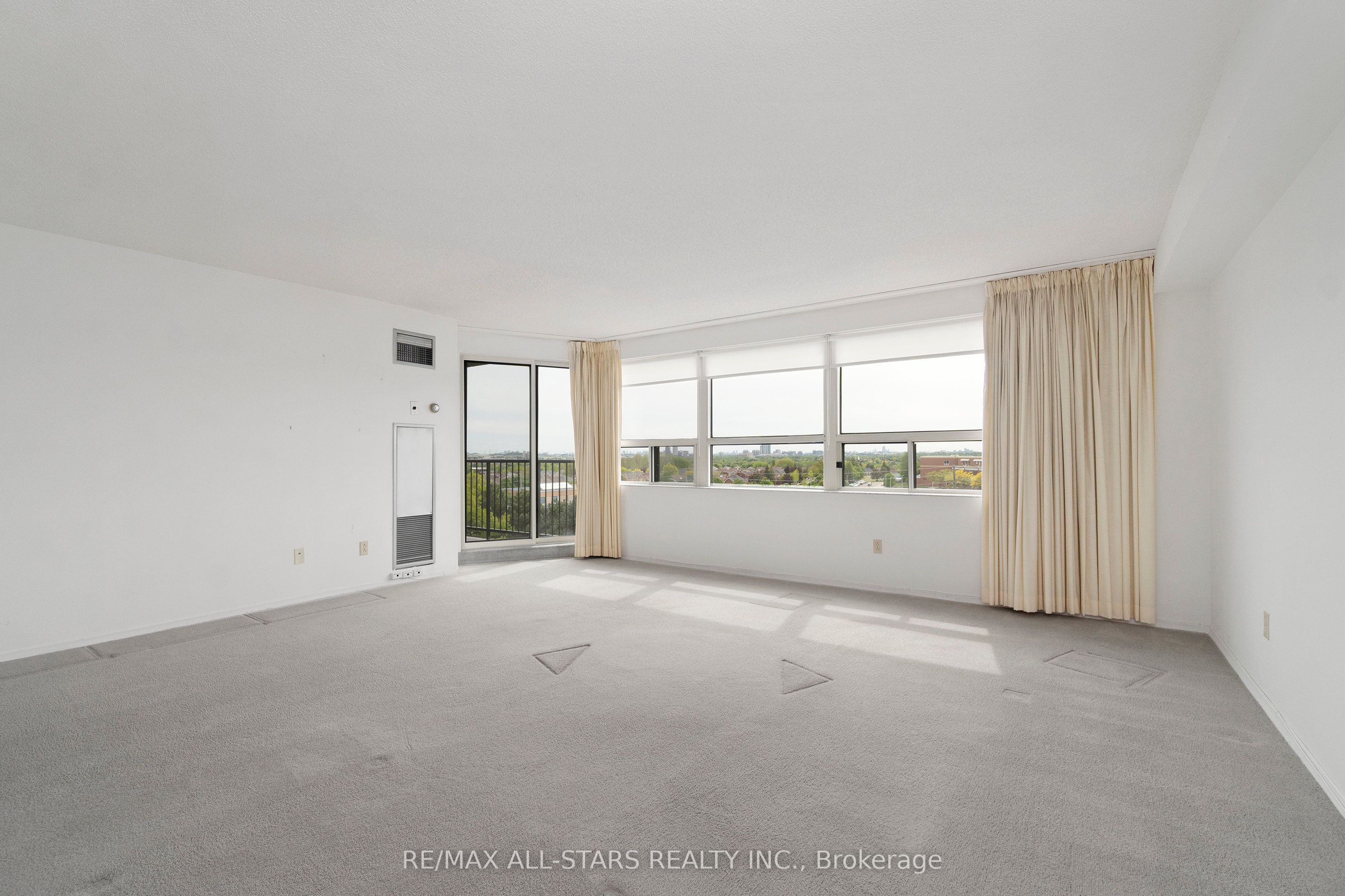 2 Raymerville Drive 718 Property Photo 10