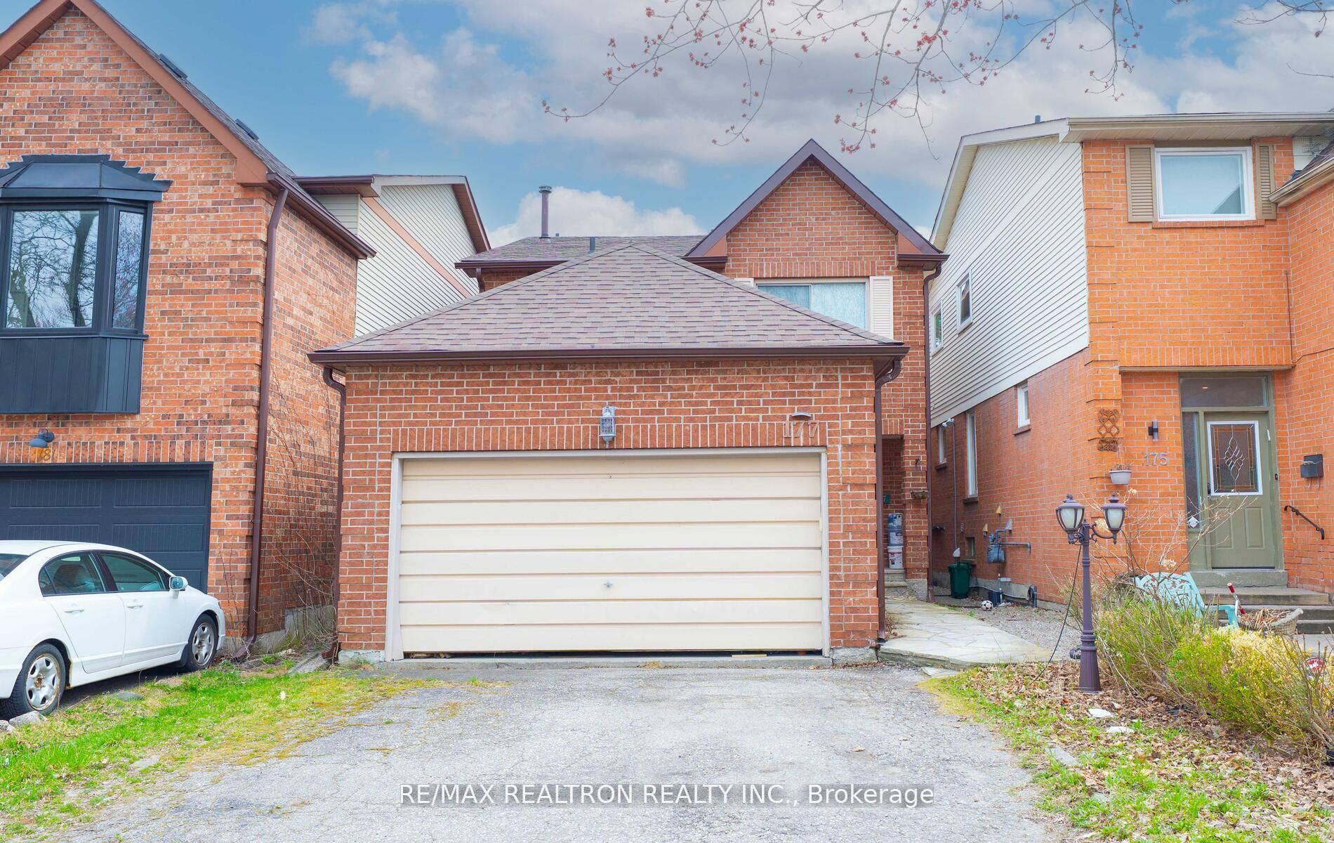 177 N Meadow Cres Property Photo 1