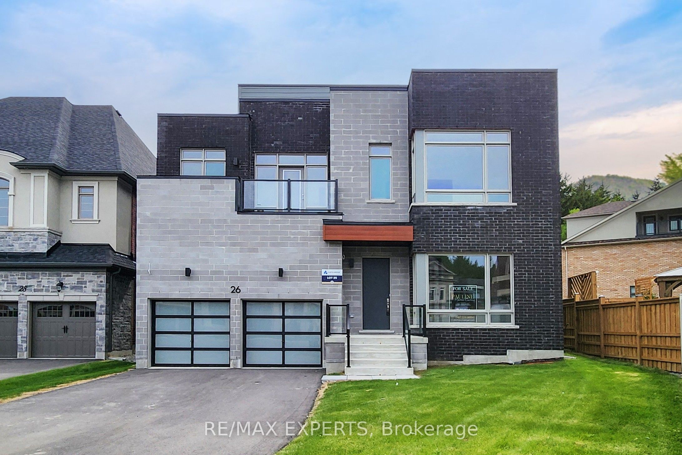 26 Night Sky Court Property Photo 1