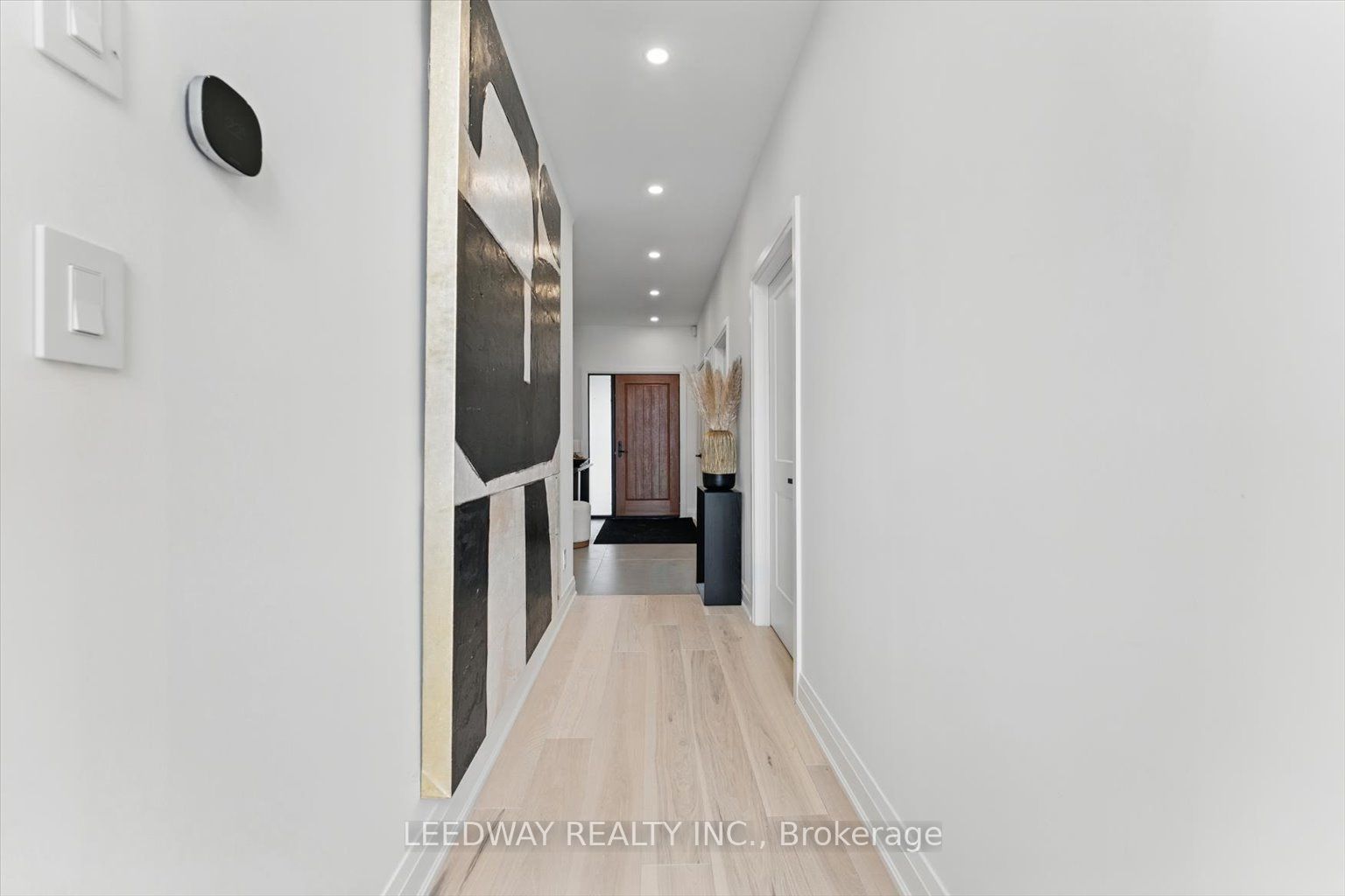 24410 Thorah Park Boulevard Property Photo 9
