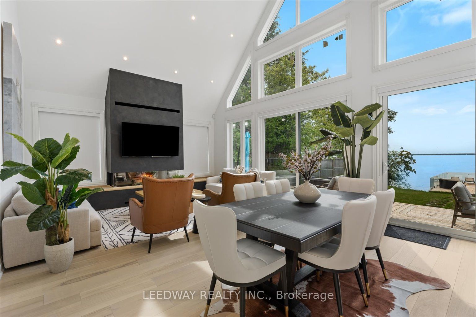 24410 Thorah Park Boulevard Property Photo 10