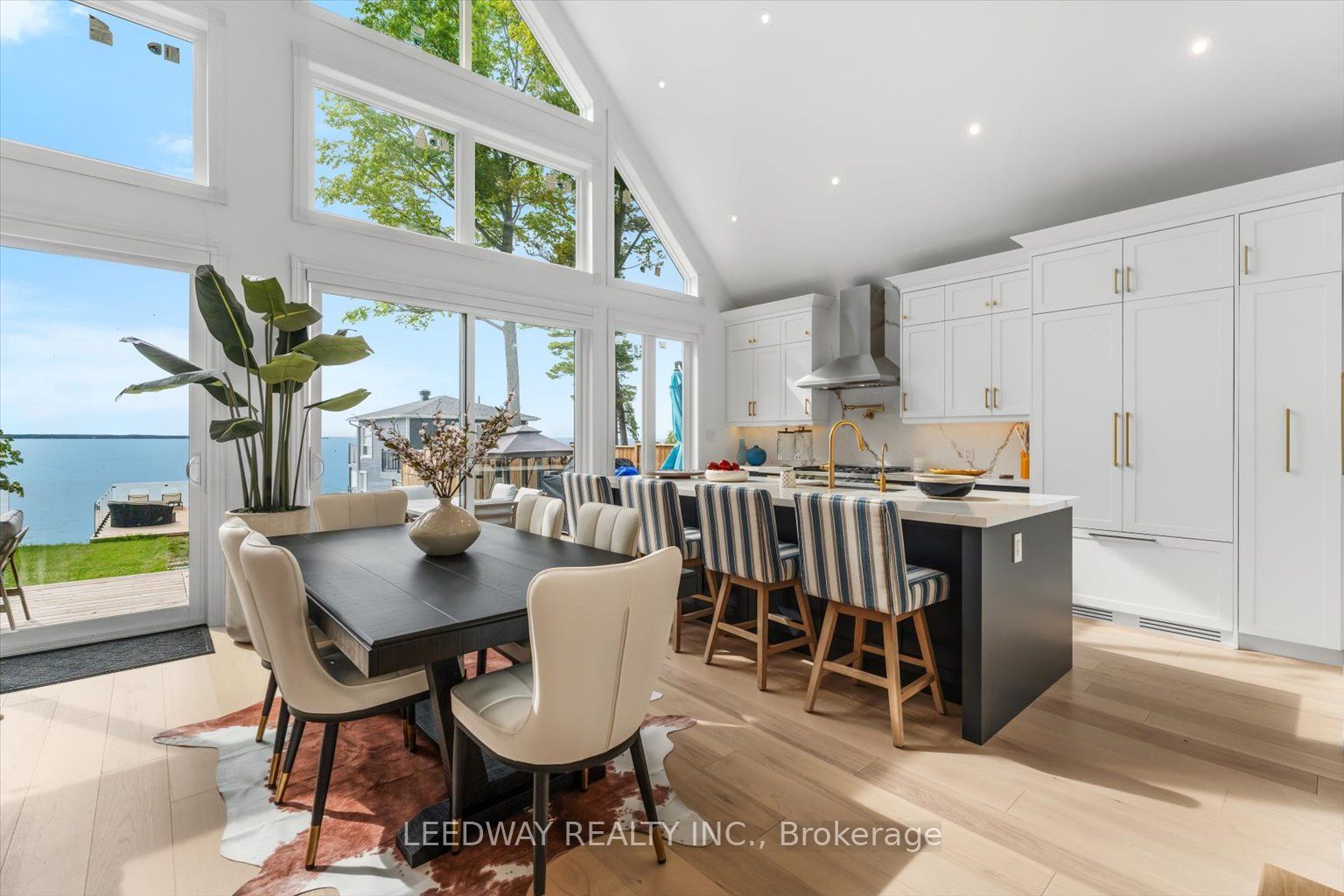 24410 Thorah Park Boulevard Property Photo 13