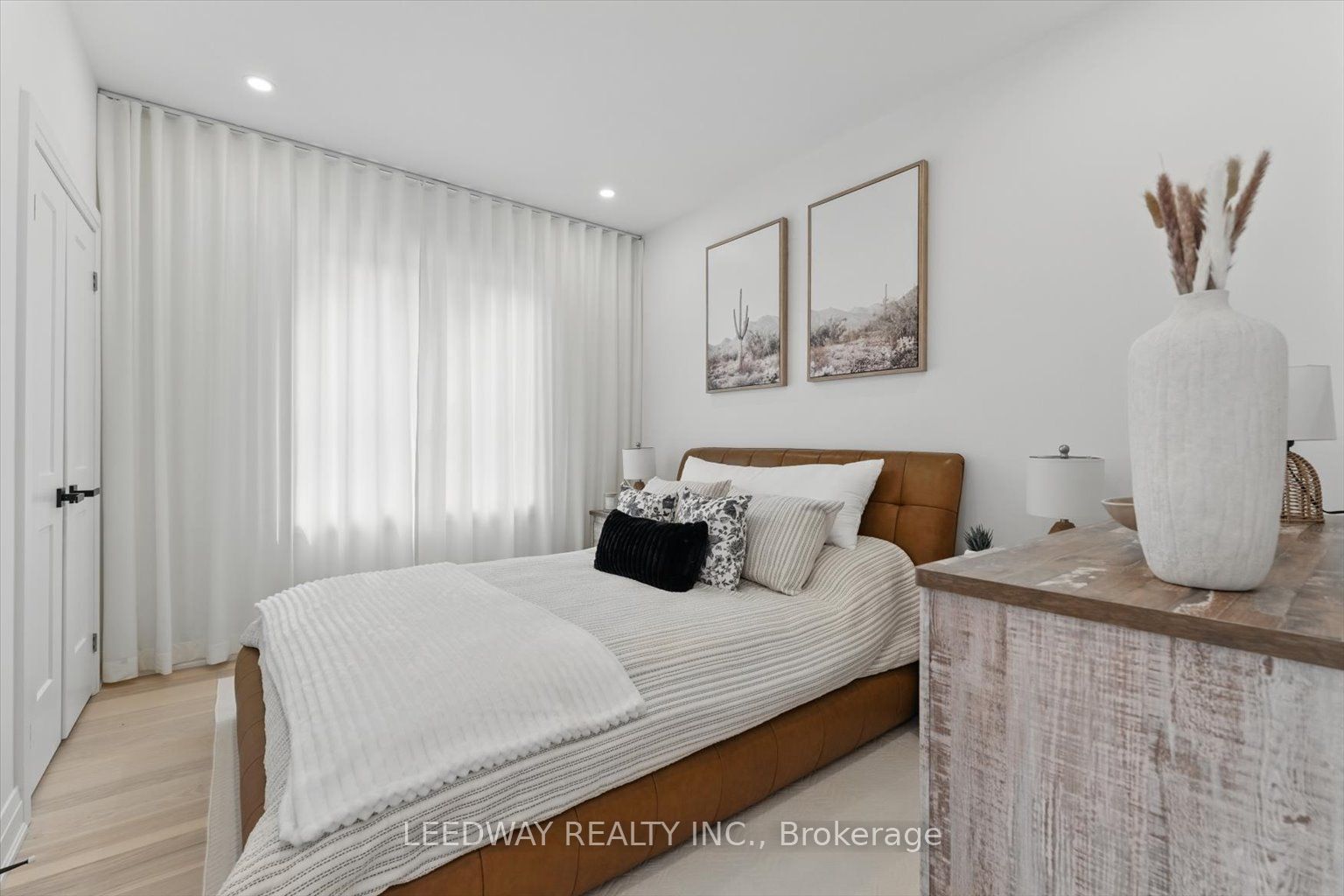 24410 Thorah Park Boulevard Property Photo 19