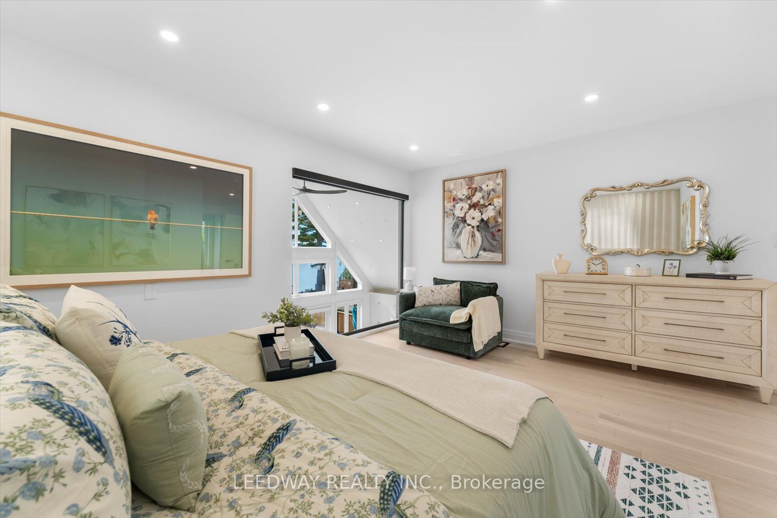 24410 Thorah Park Boulevard Property Photo 25