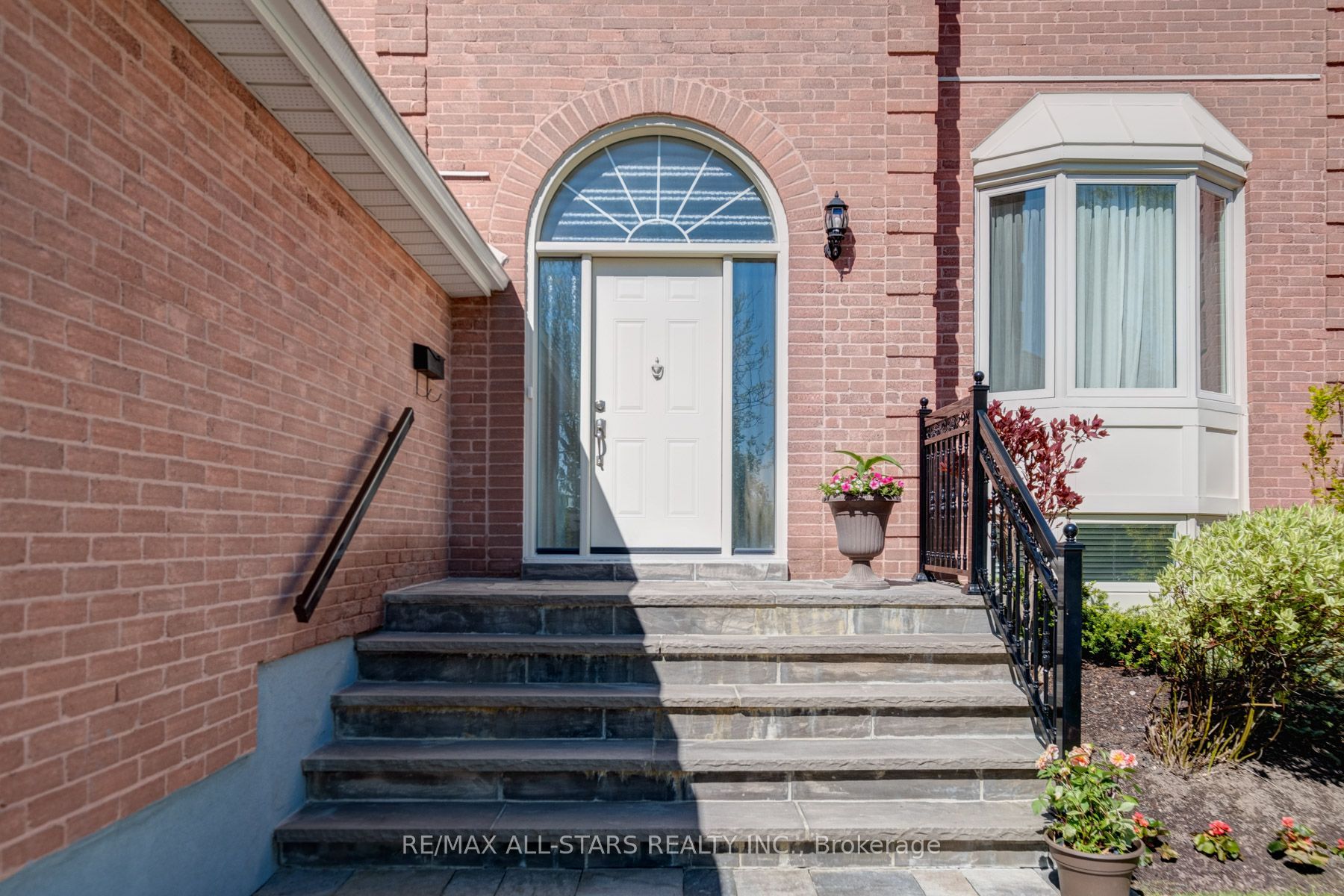 67 Autumn Way Property Photo 3
