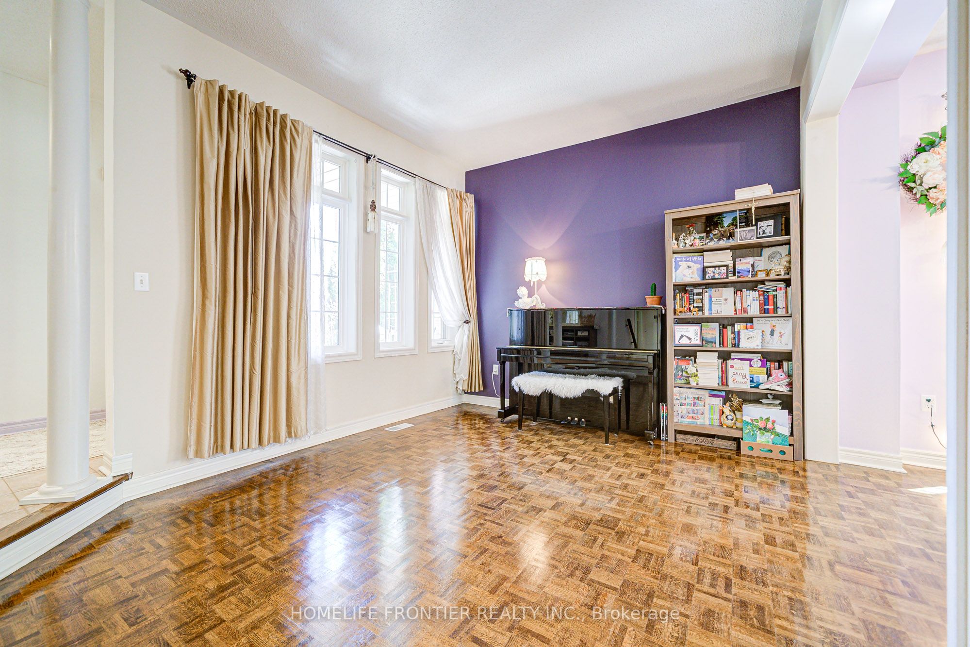 190 Forestwood Street Property Photo 7
