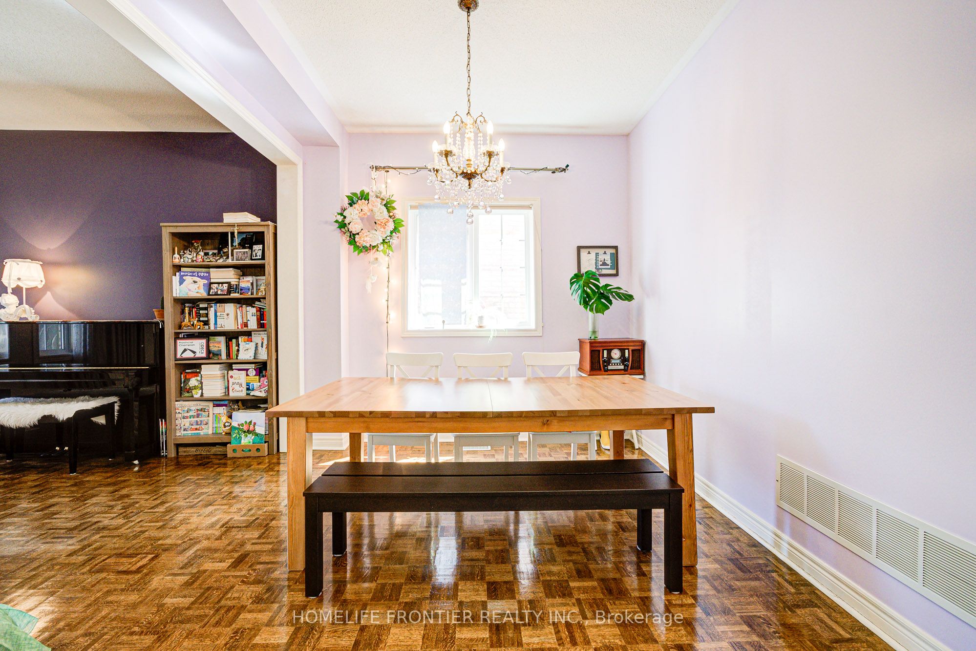 190 Forestwood Street Property Photo 10