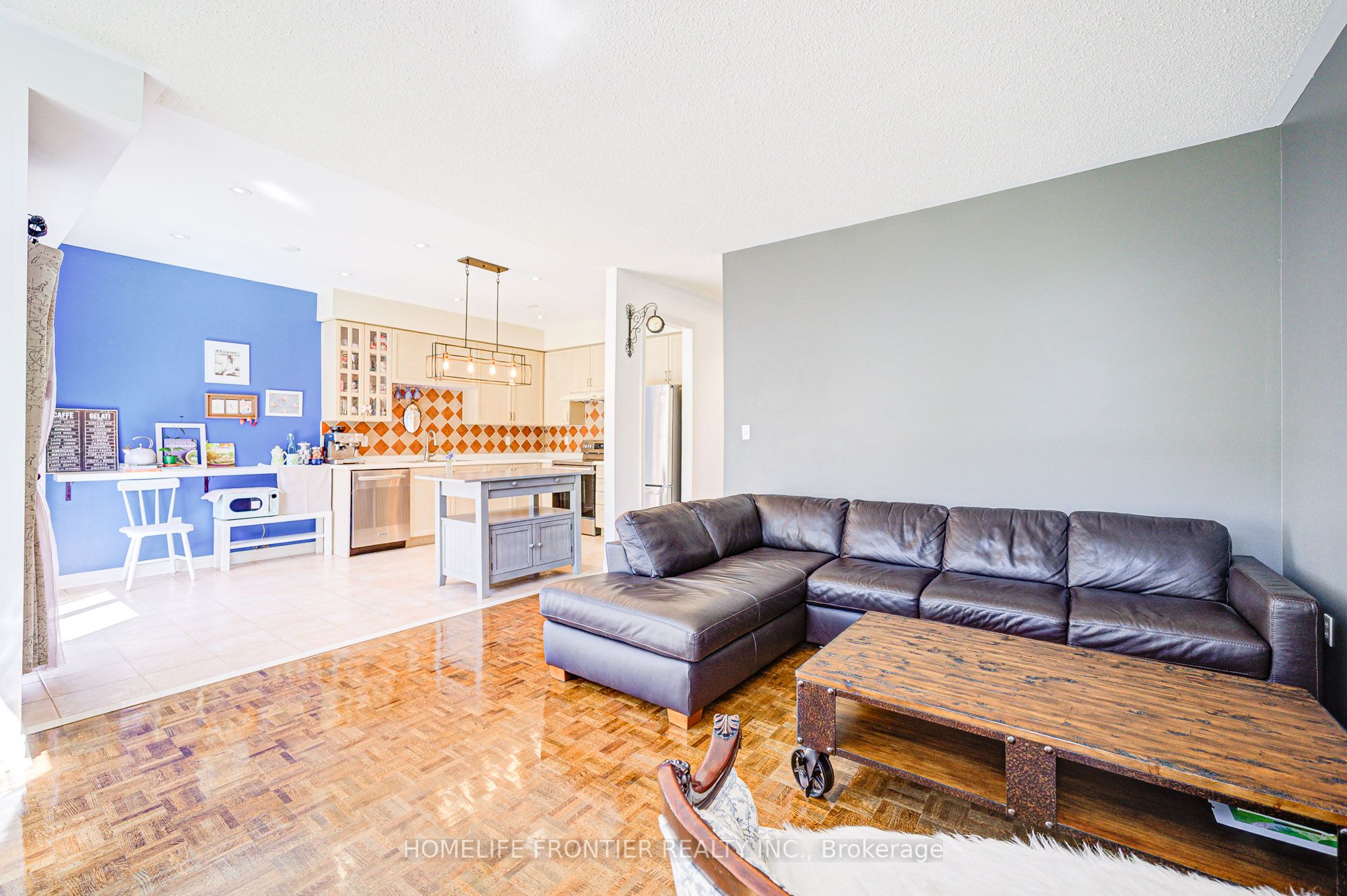 190 Forestwood Street Property Photo 18
