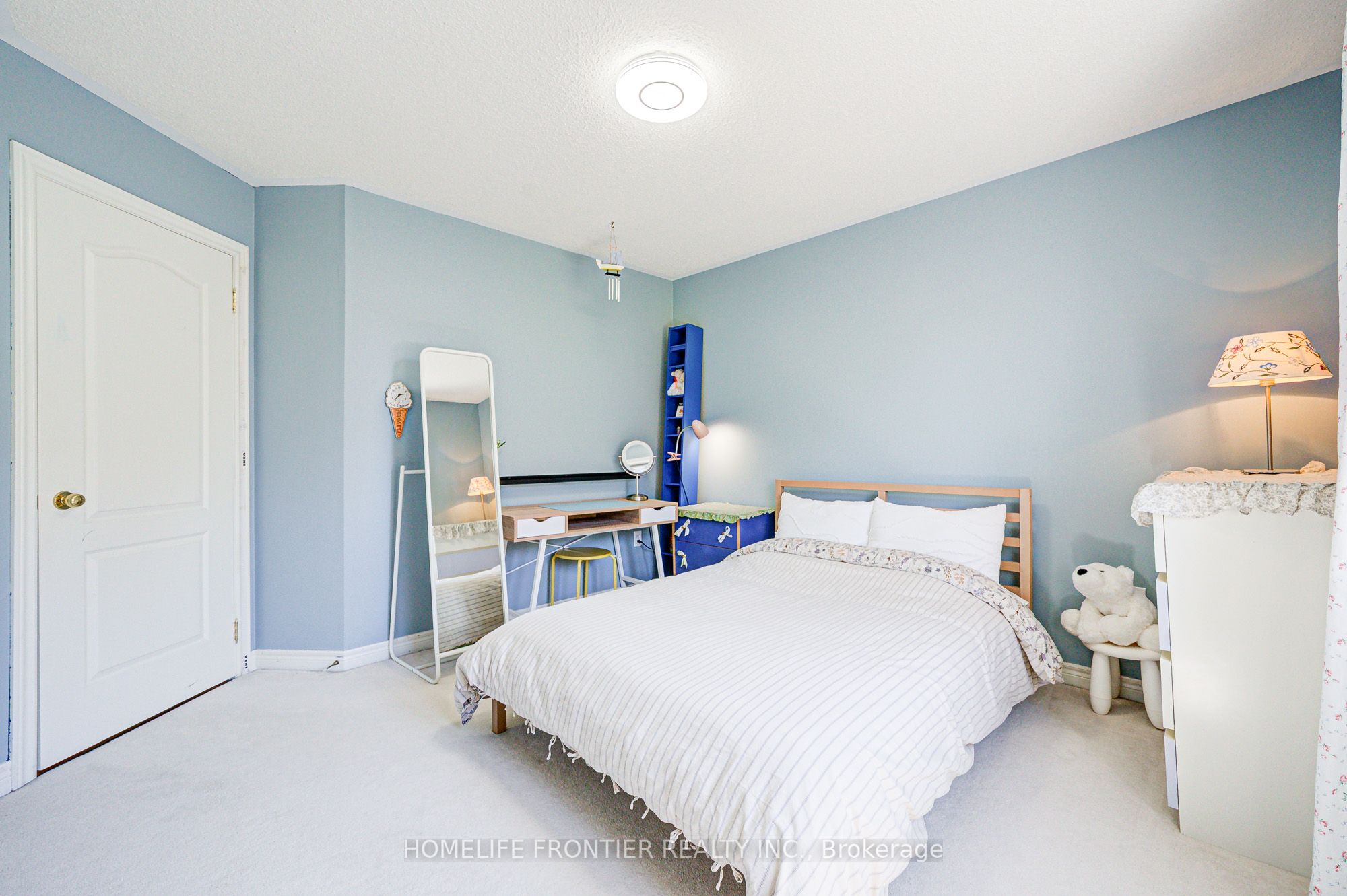190 Forestwood Street Property Photo 35