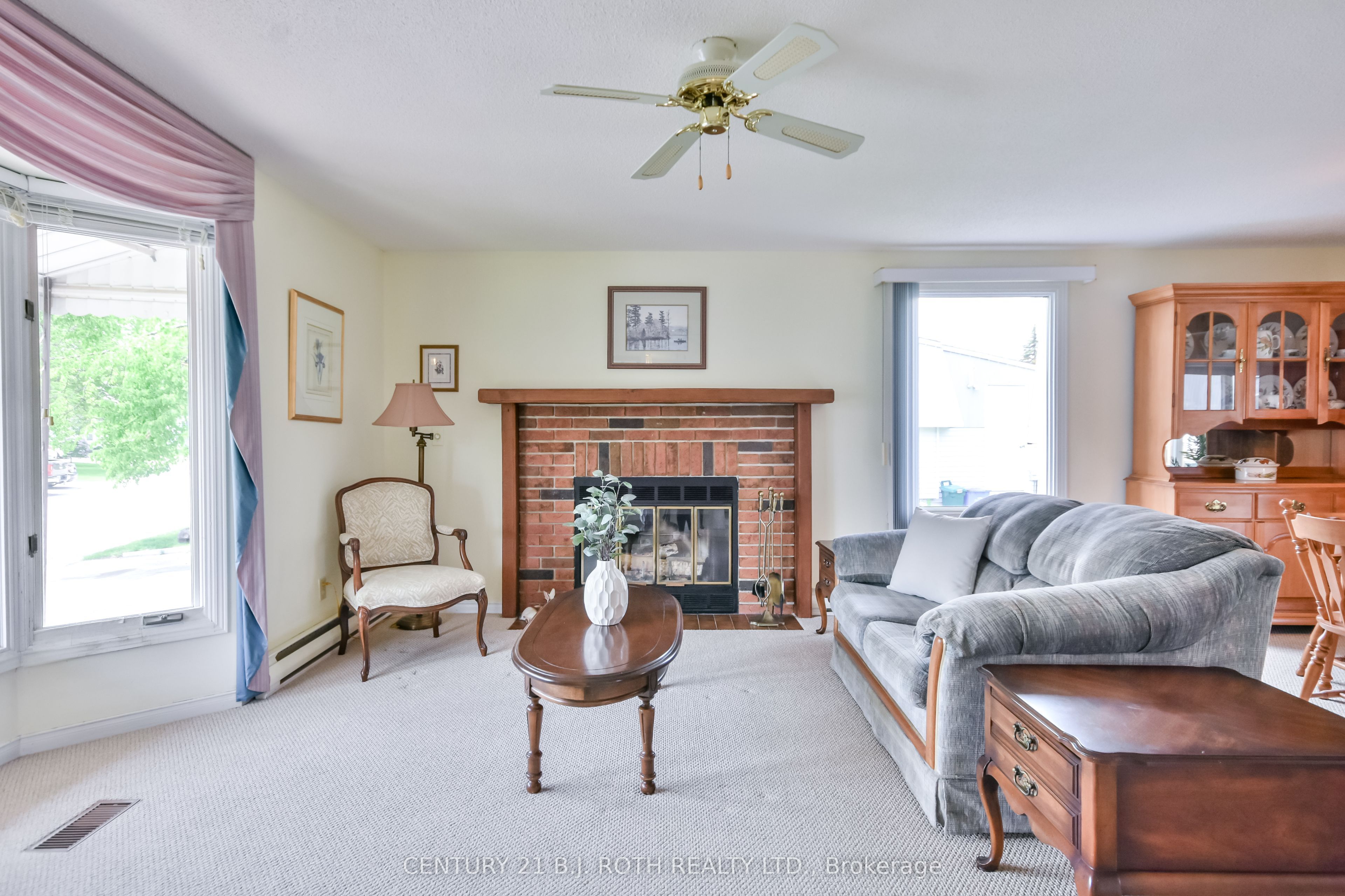 4 Gander Cove Court Property Photo 3