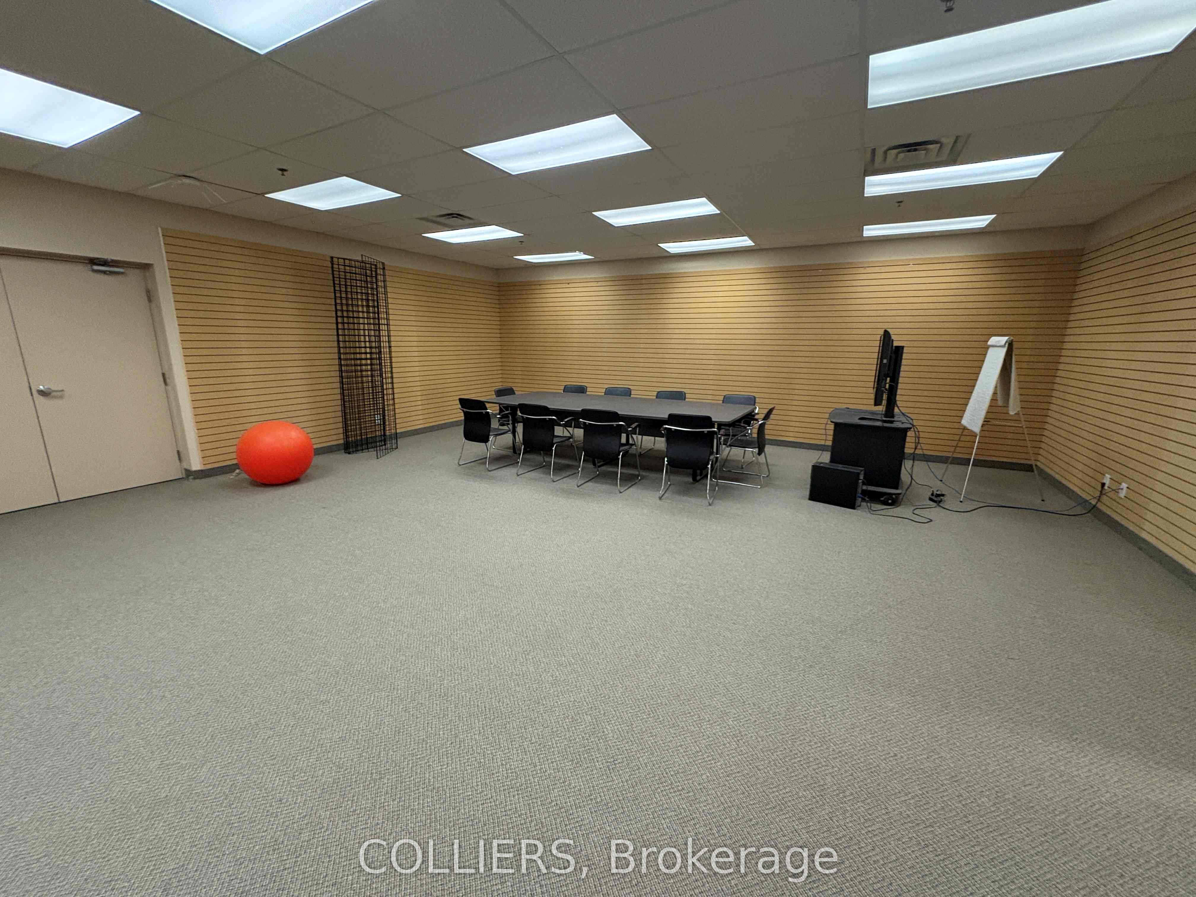 #unit 1-2nd Floor - 159 Don Hillock Drive Property Photo 3