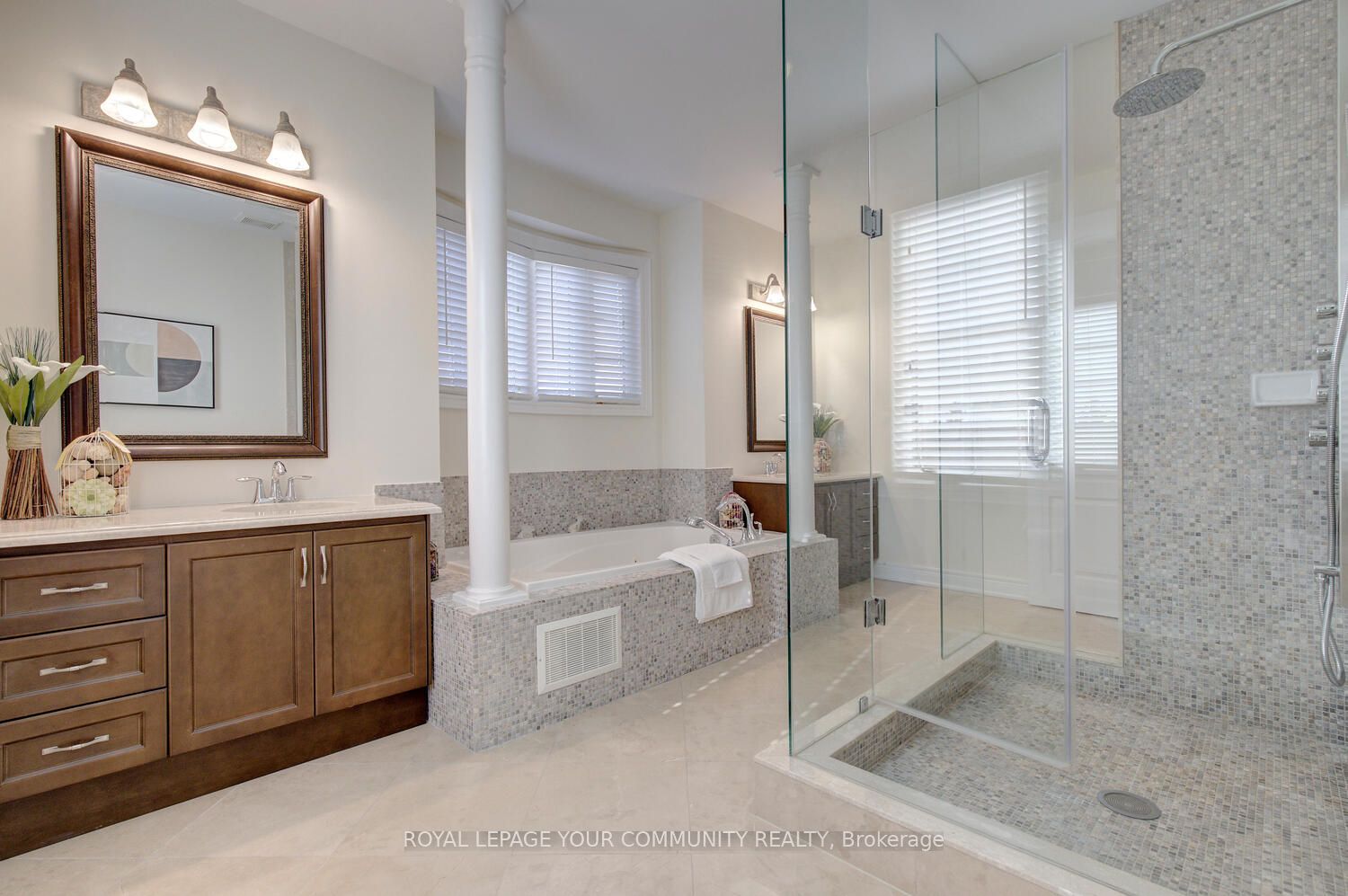 38 Alrob Court Property Photo 29