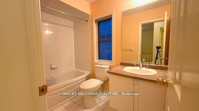 82 Ellesmere Street Property Photo 23