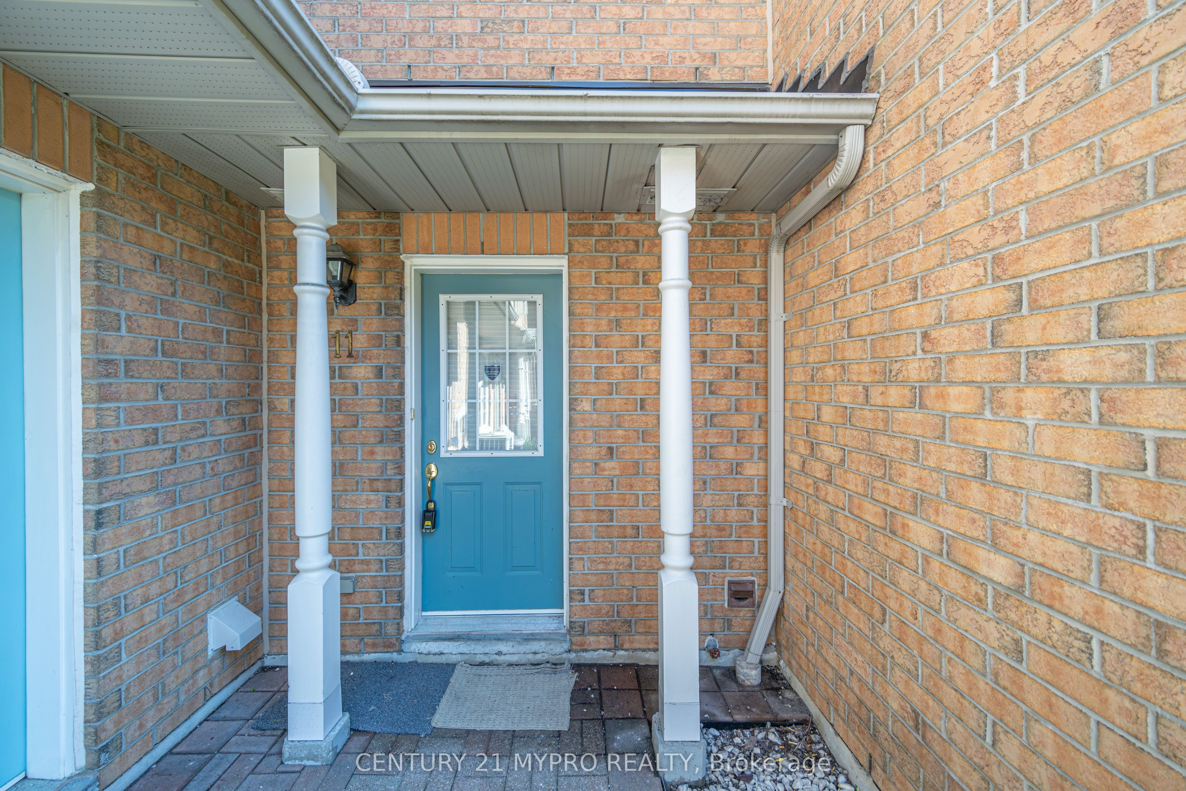 #11 - 1 Alpen Way Property Photo 1
