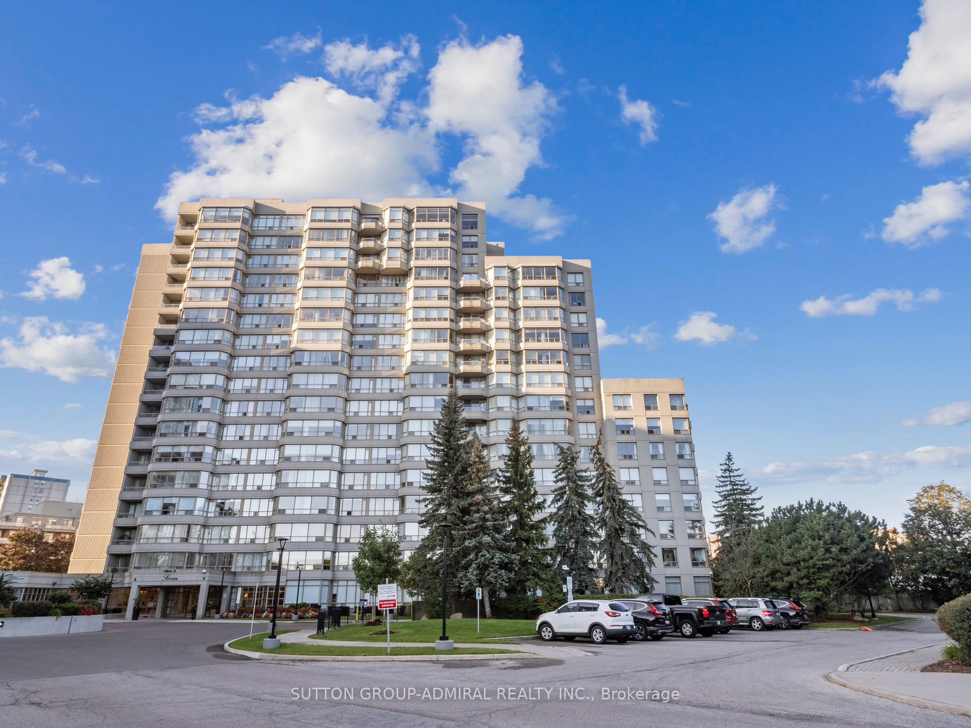 #604 - 7 Townsgate Drive Property Photo 1