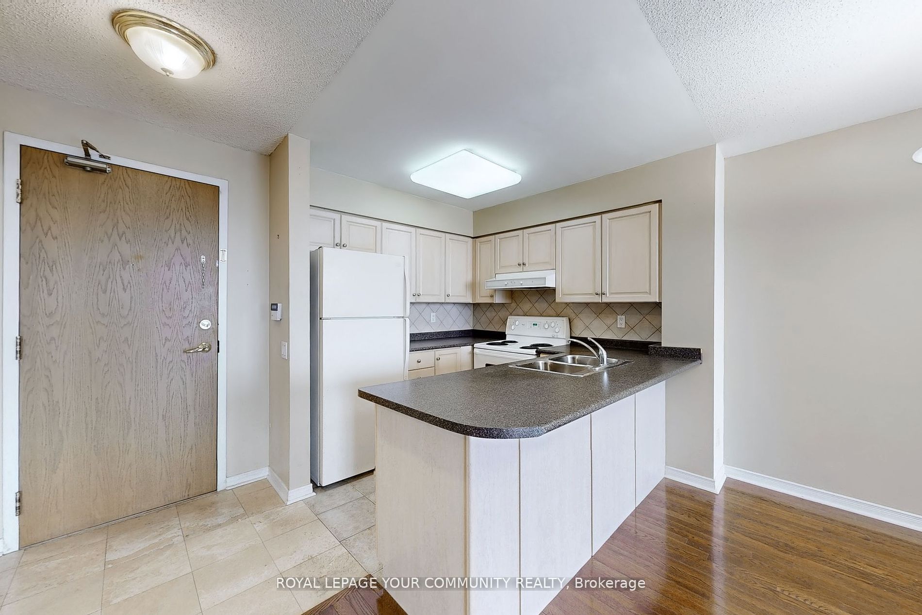 9 Northern Heights Drive 1003 Property Photo 12