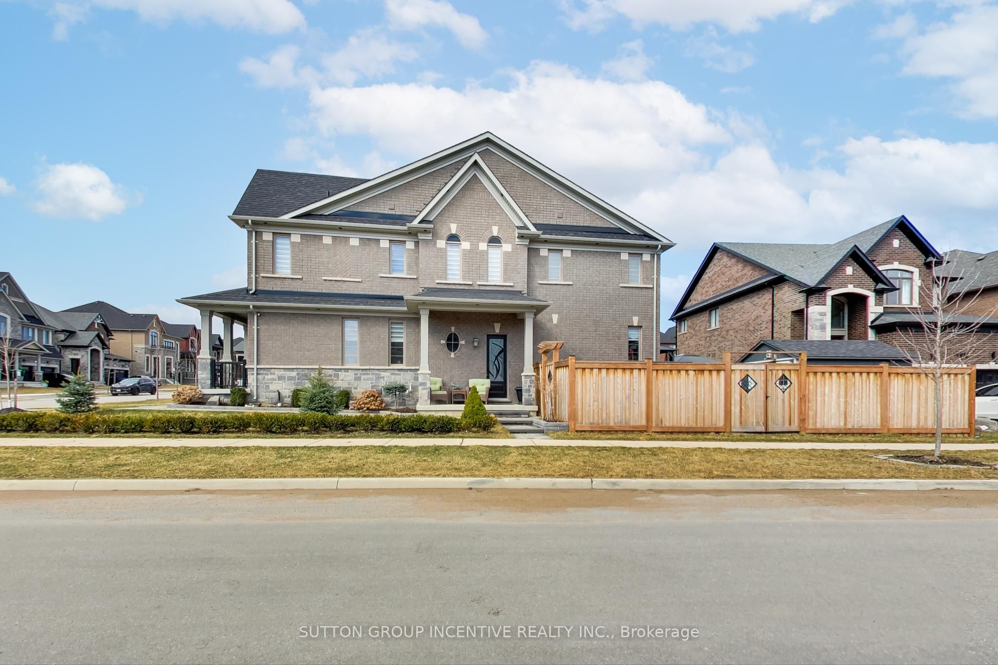 1400 Blackmore Street Property Photo 3