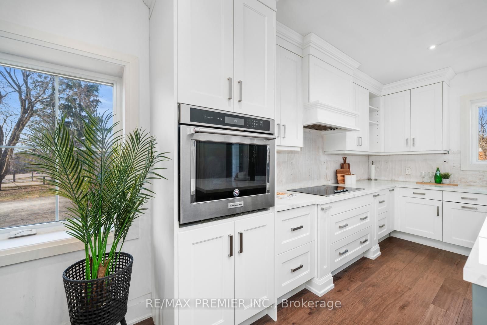 14635 Woodbine Avenue Property Photo 17