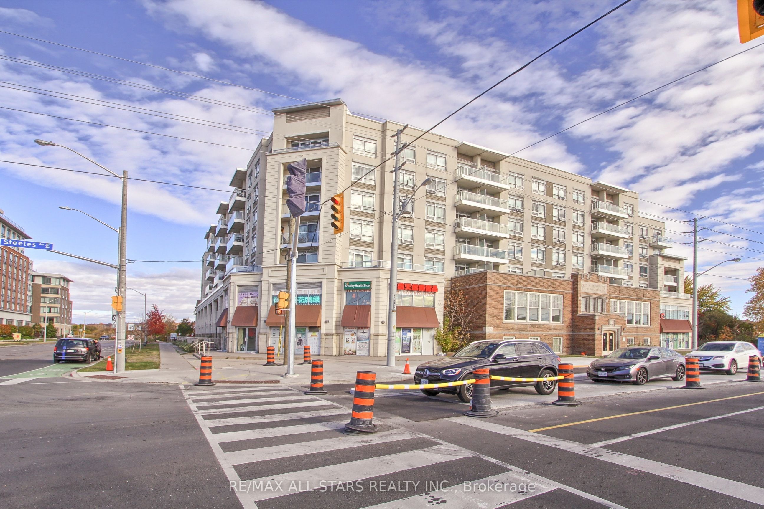 4600 Steeles Property Photo 1