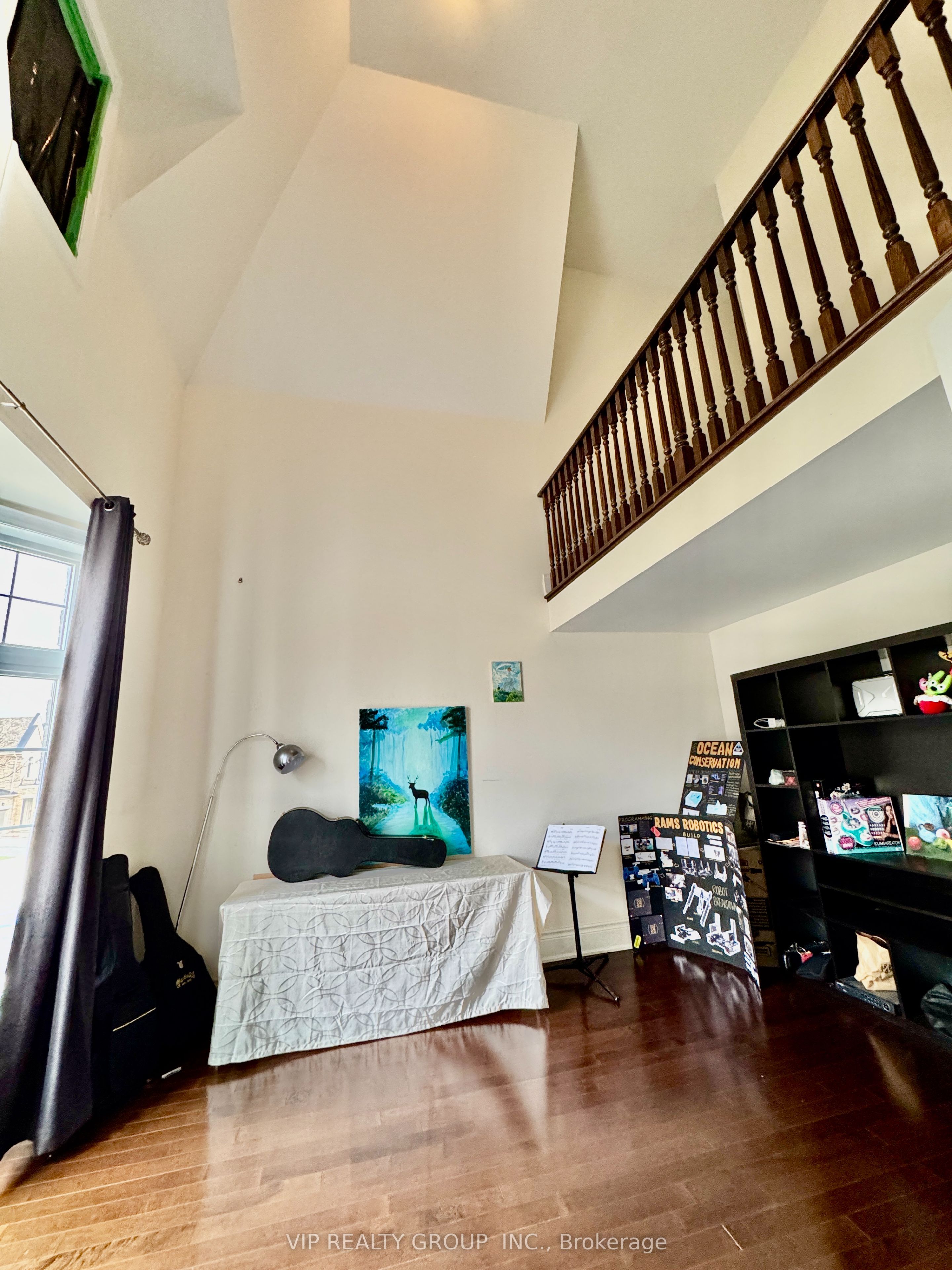 55 Yates Avenue Property Photo 2
