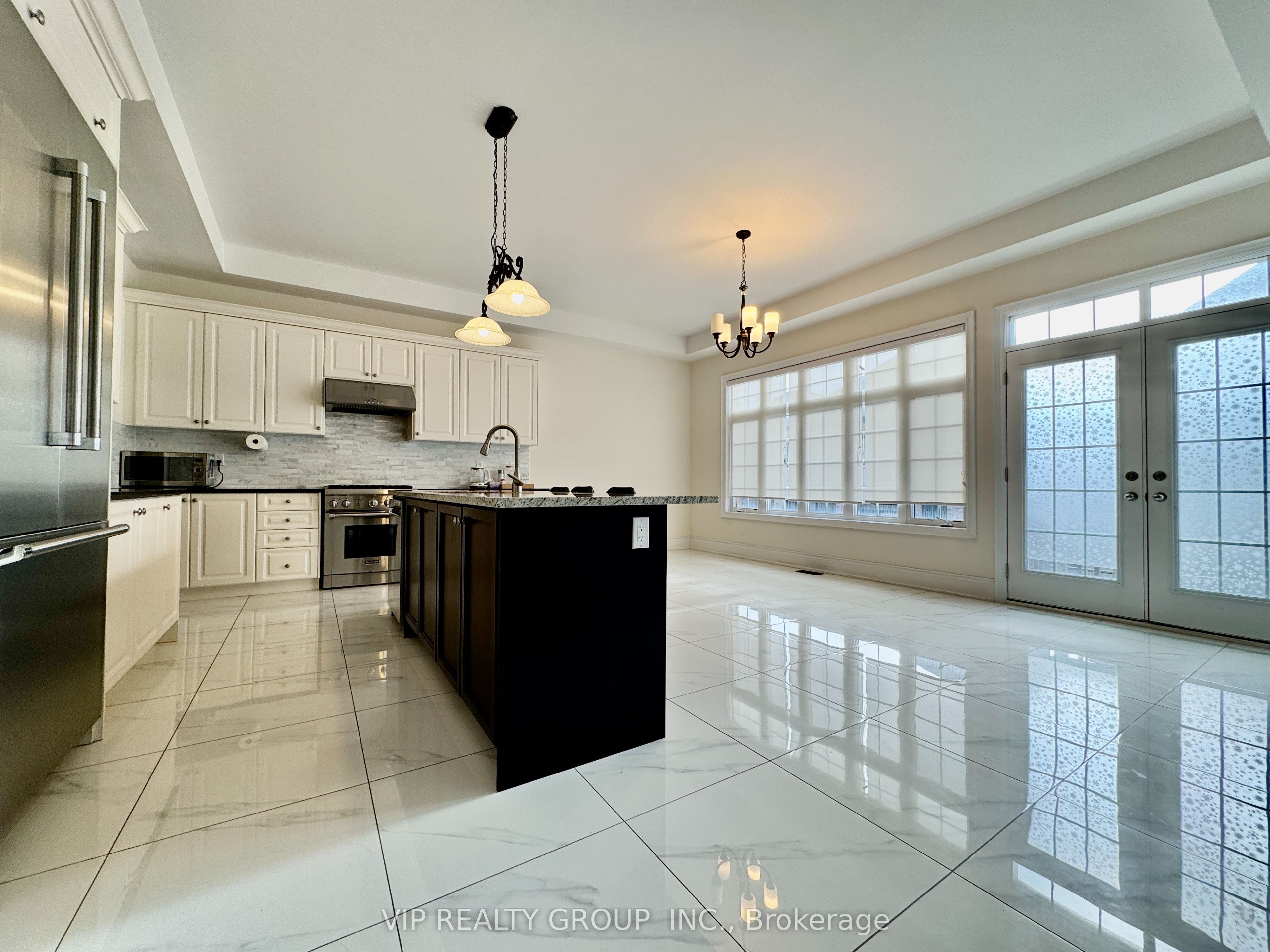 55 Yates Avenue Property Photo 6