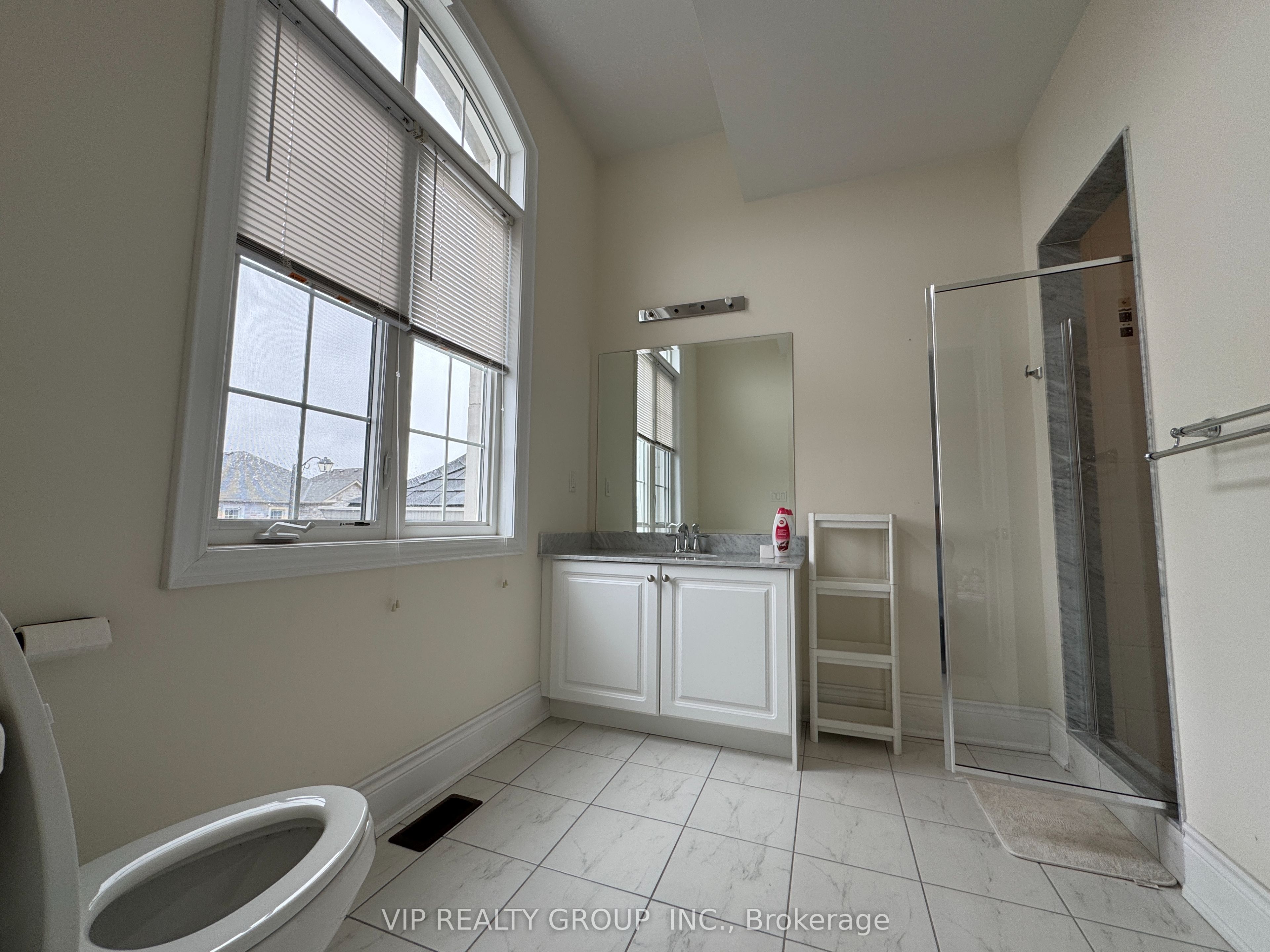 55 Yates Avenue Property Photo 13