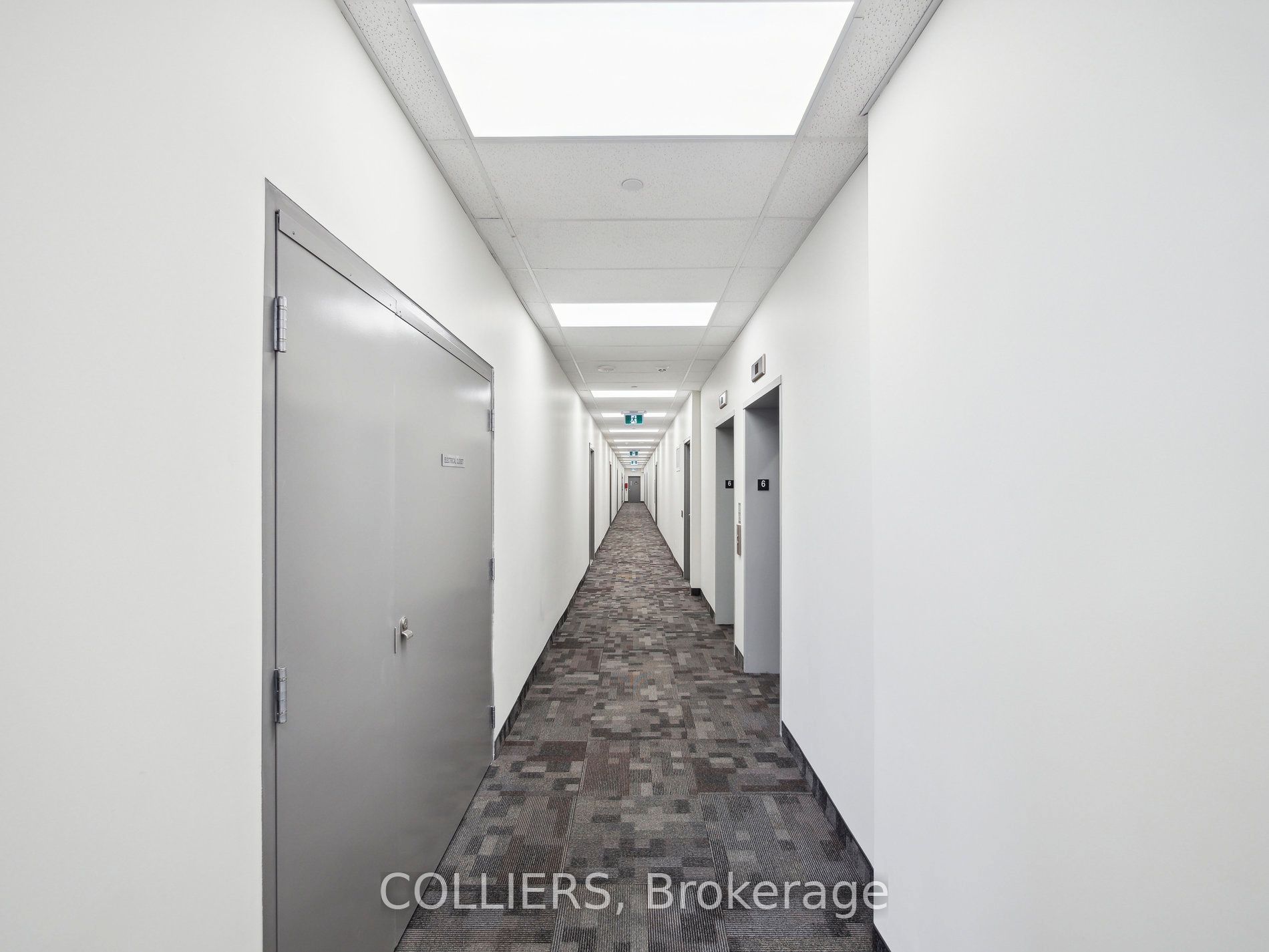 13042 Yonge St Property Photo 7