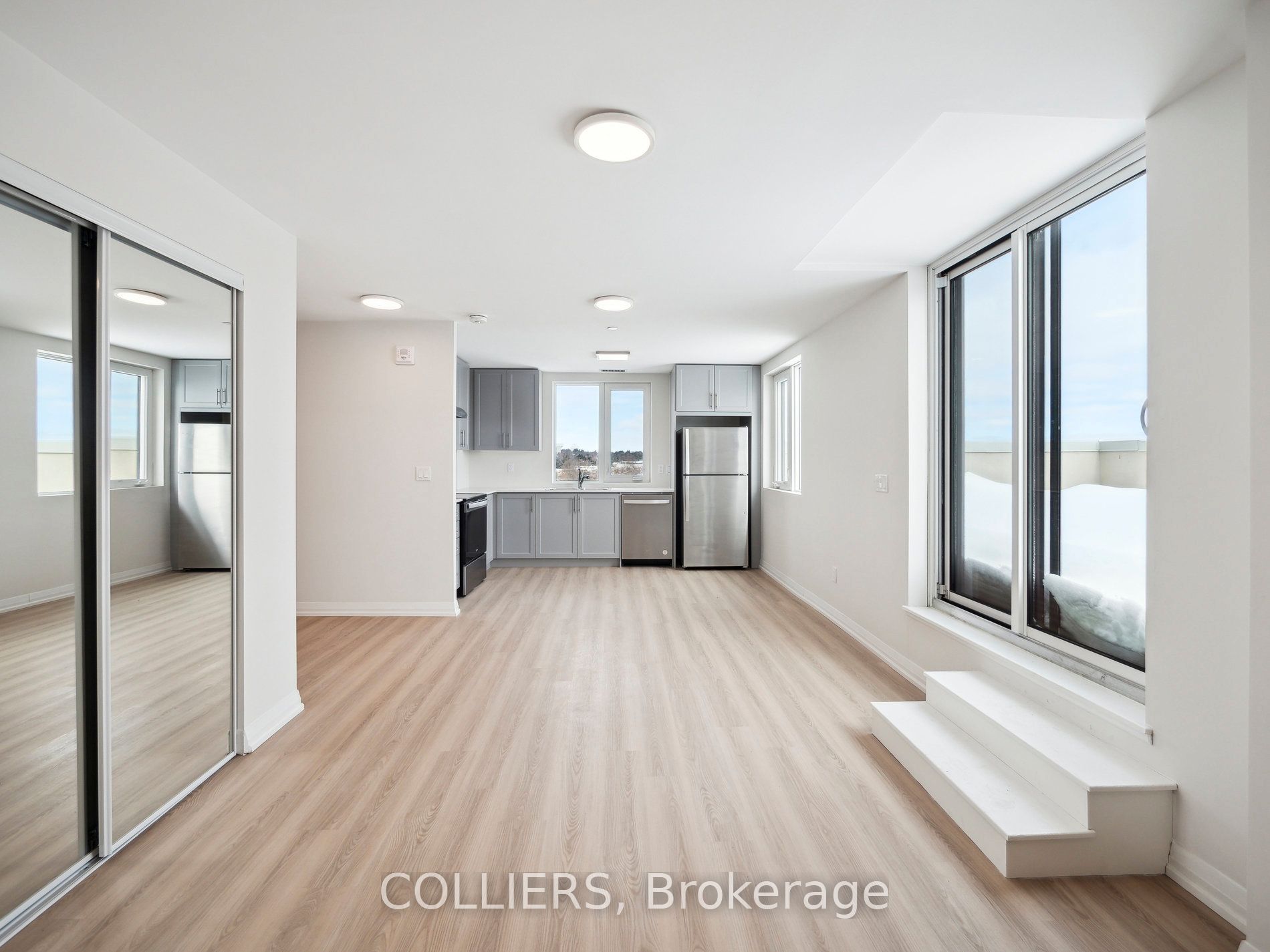 13042 Yonge St Property Photo 12