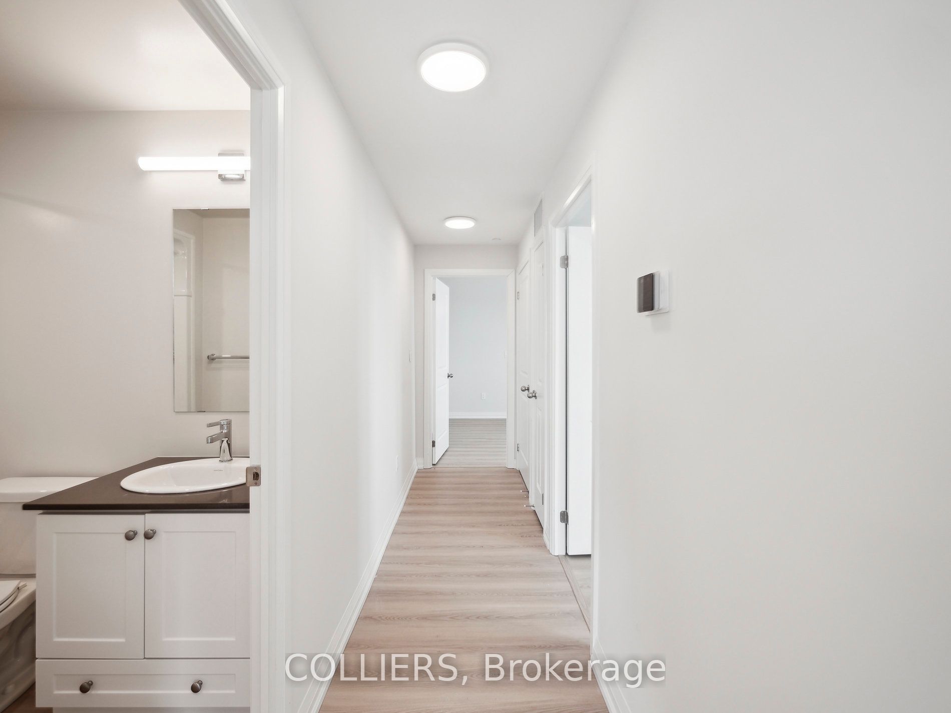 13042 Yonge St Property Photo 21