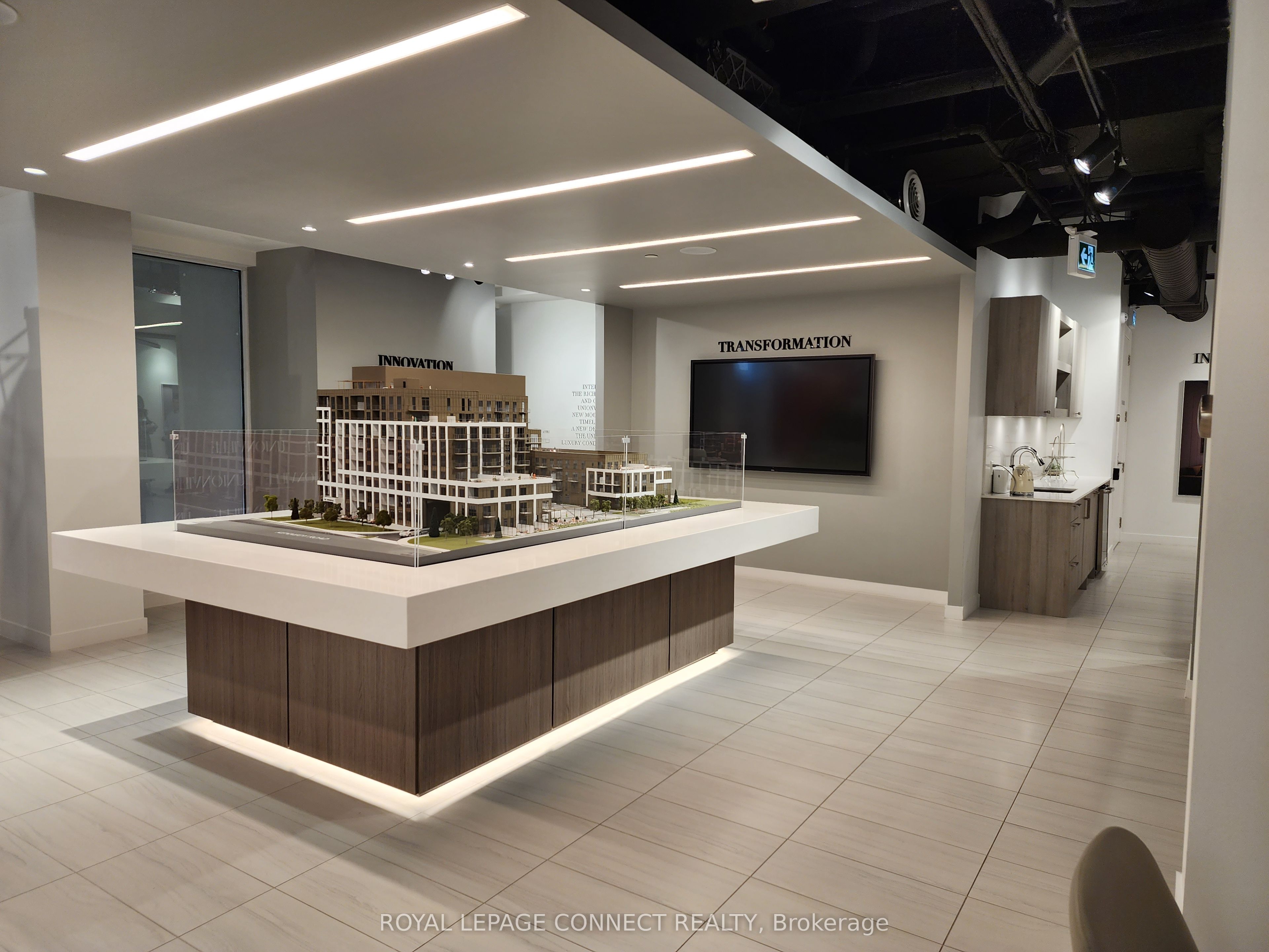 #a Property Photo 8
