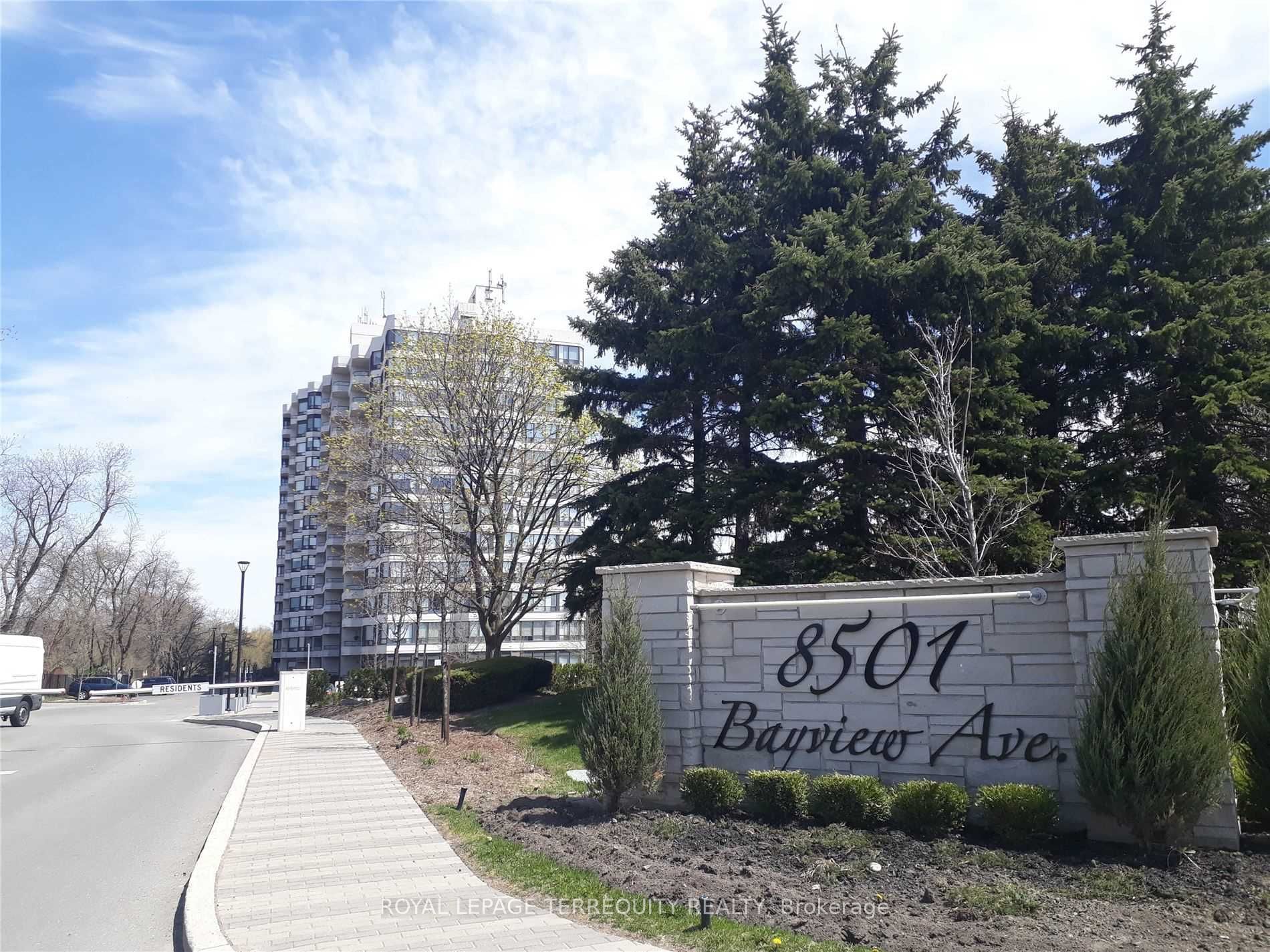 #408 - 8501 Bayview Avenue Property Photo 1