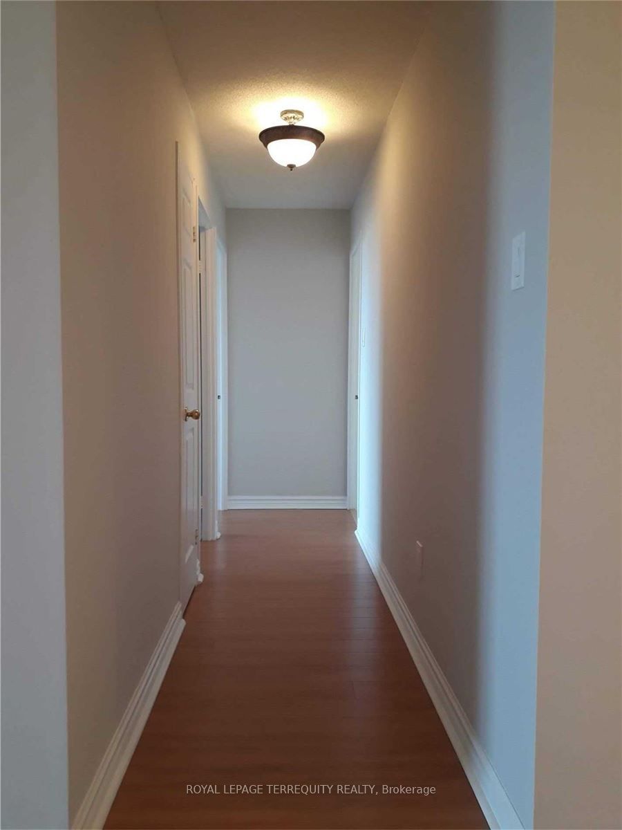 #408 - 8501 Bayview Avenue Property Photo 5