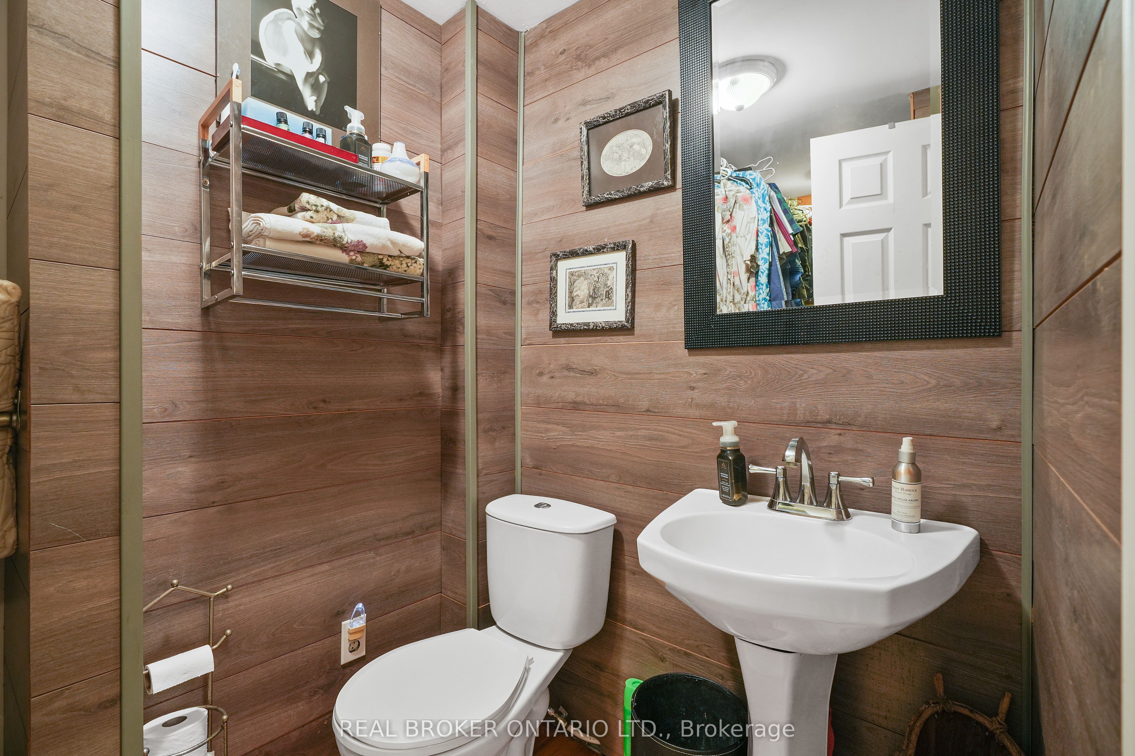 73 Big Bay Point Road Property Photo 35