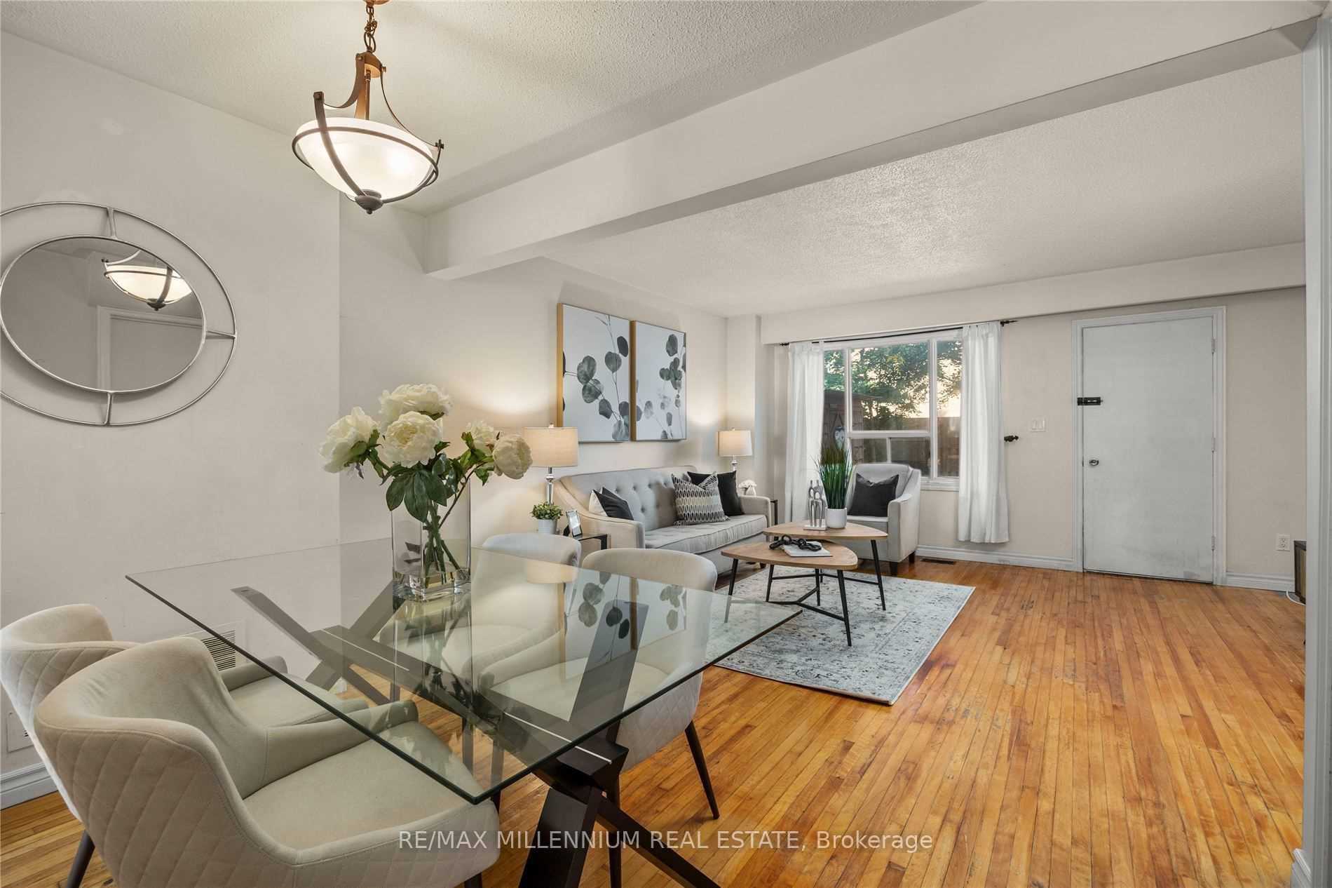 ##17 - 17 The Carriage Way Property Photo 17