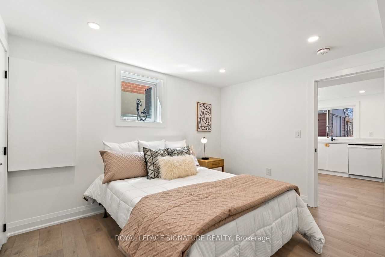 ##lower - 185 Lloyd Avenue Property Photo 6
