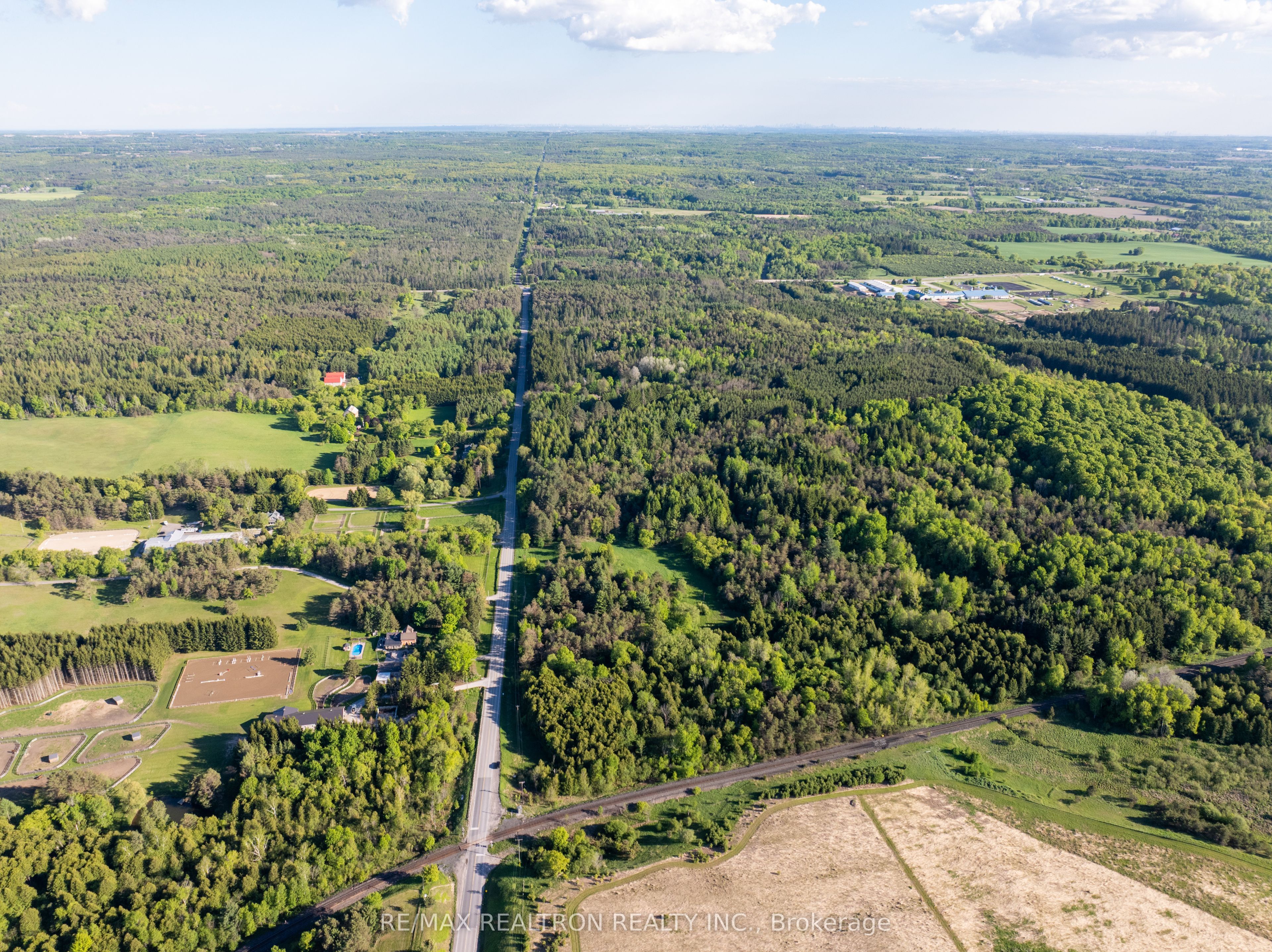17858 Mccowan Road Property Photo 7