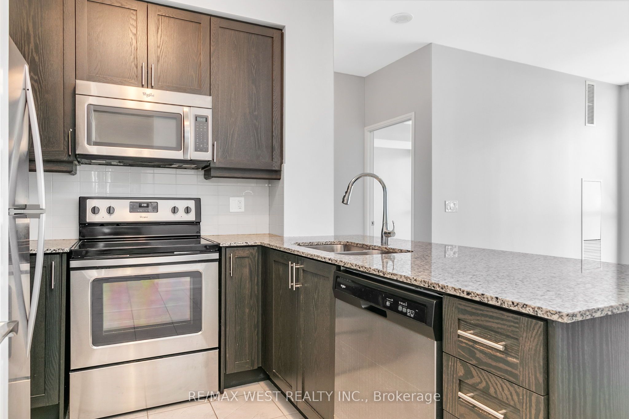 2910 Highway 7 N/a W 2605 Property Photo 7