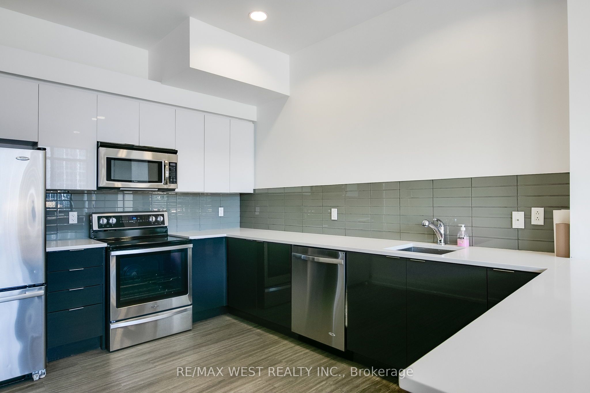 2910 Highway 7 N/a W 2605 Property Photo 35
