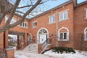 #201 - 335 Renfrew Drive Property Photo 1