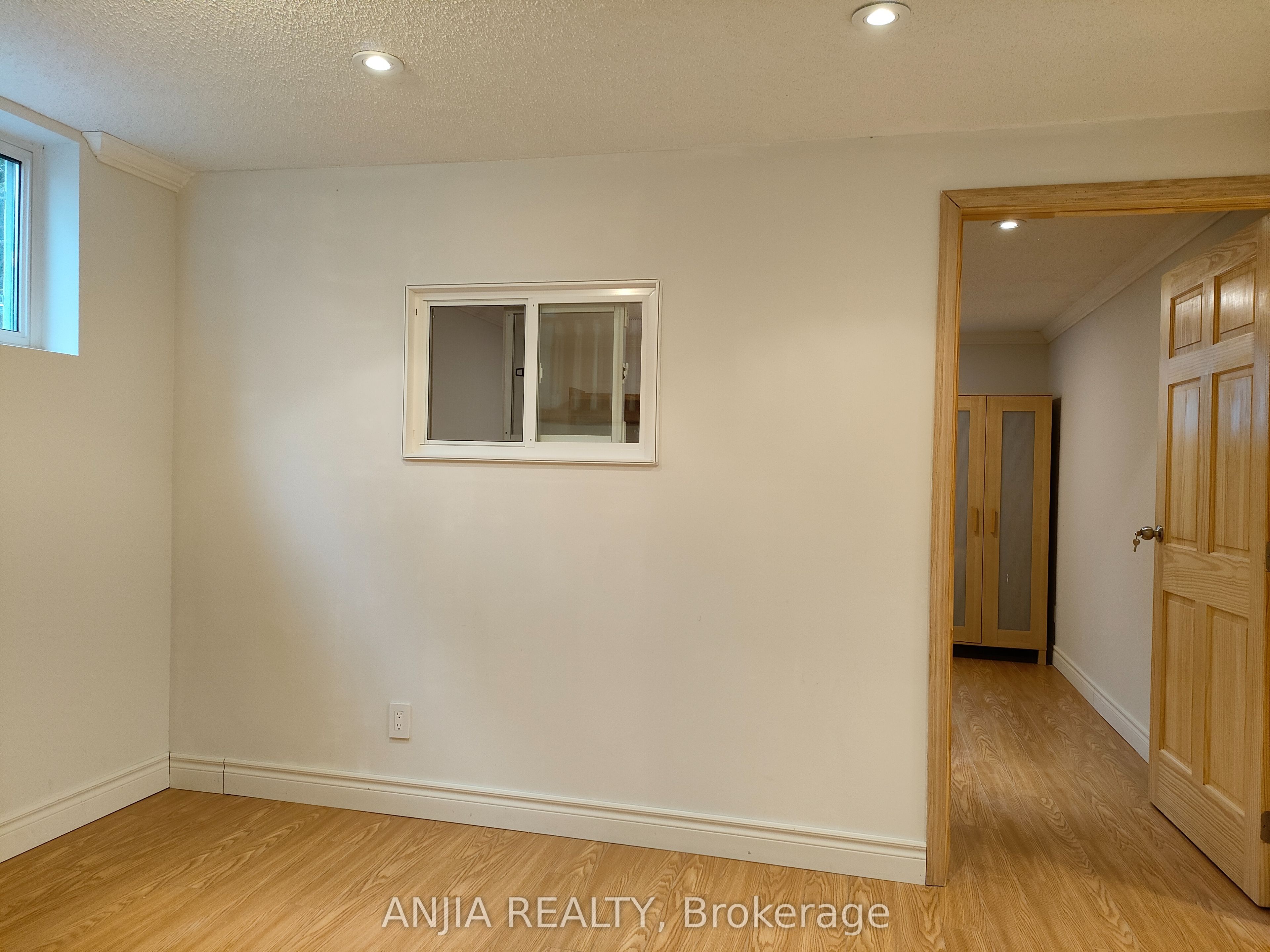 #basement - 4 Southdale Drive Property Photo 8