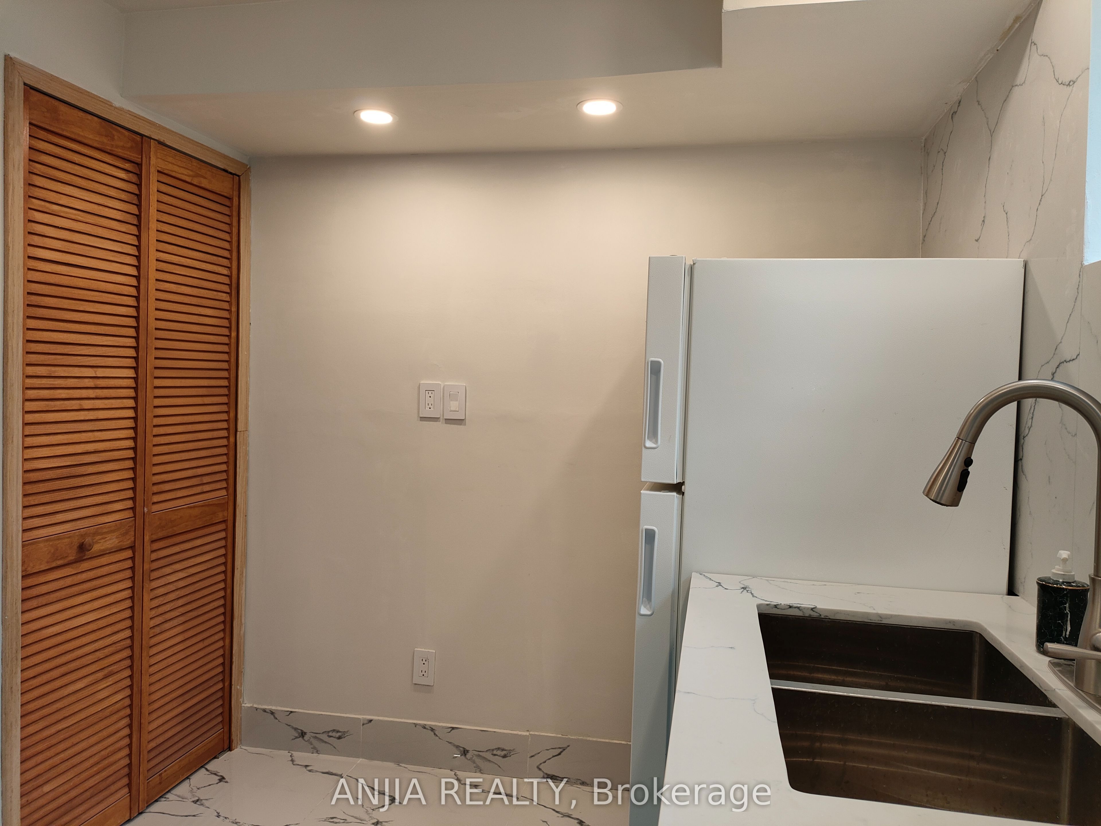 #basement - 4 Southdale Drive Property Photo 13