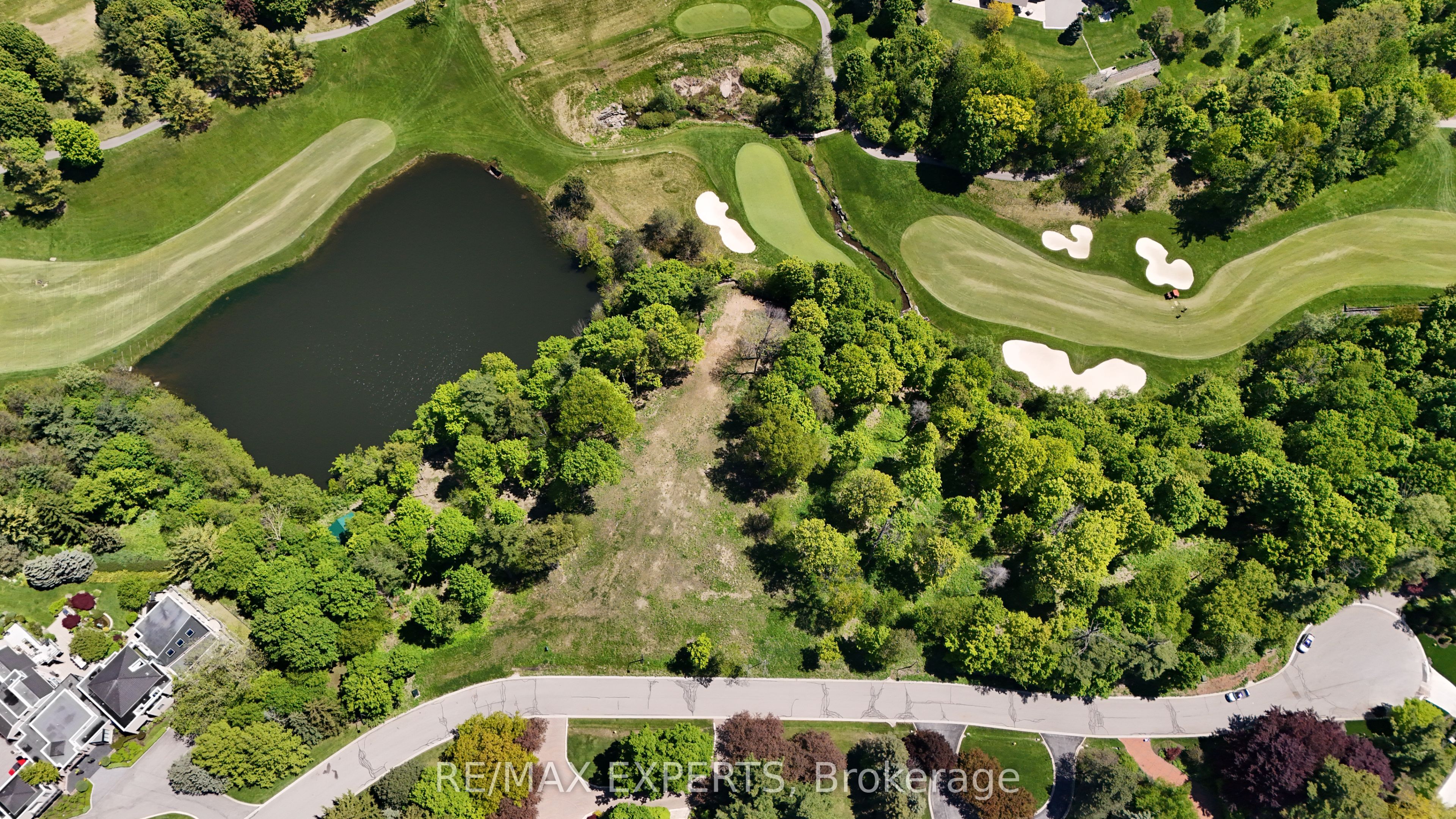167 National Drive Property Photo 4